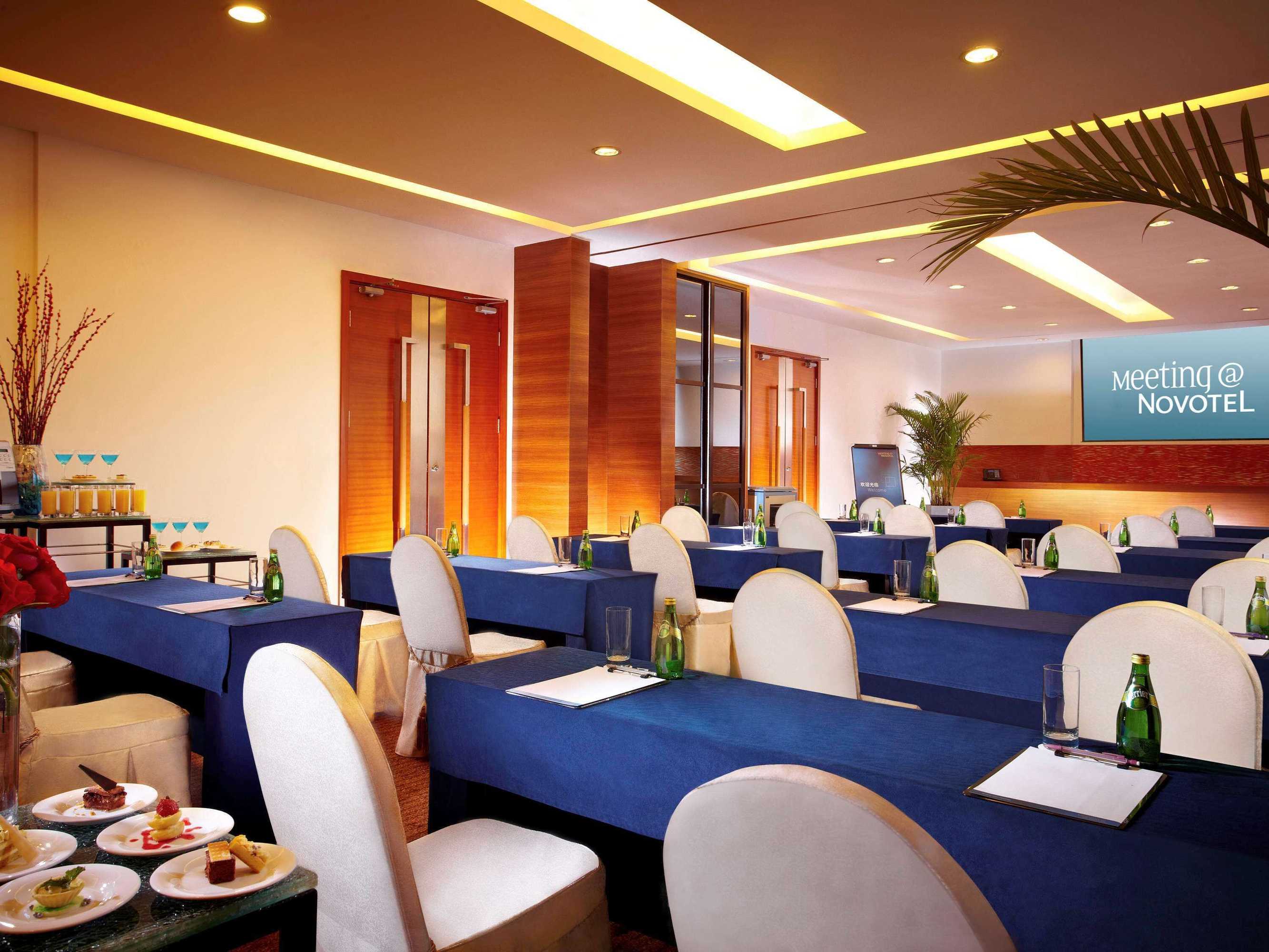 Gift card for Novotel Zhengzhou Convention Centre Gift card for Novotel Zhengzhou Convention Centre