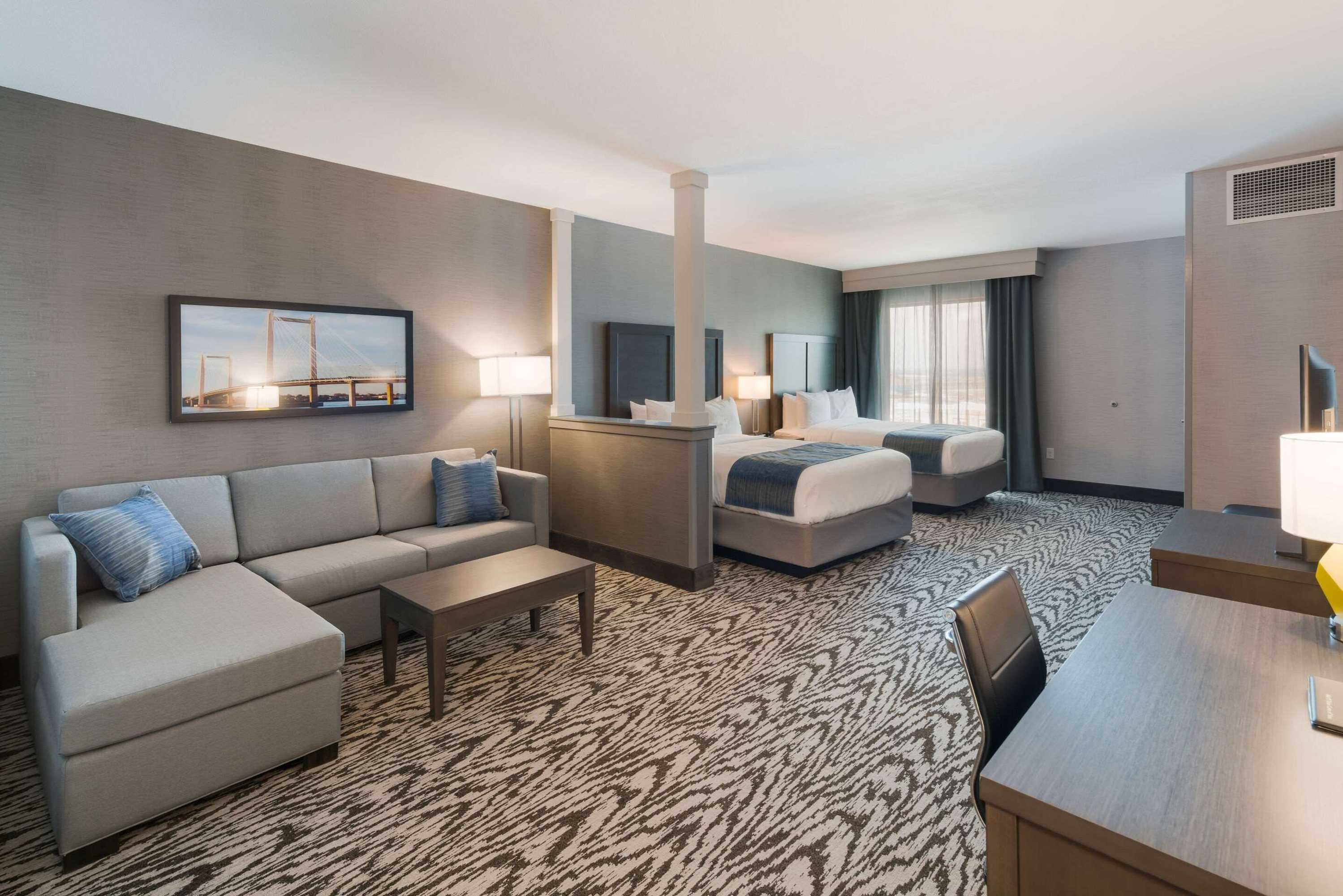 Gift card for Comfort Suites Kennewick at Southridge Gift card for Comfort Suites Kennewick at Southridge
