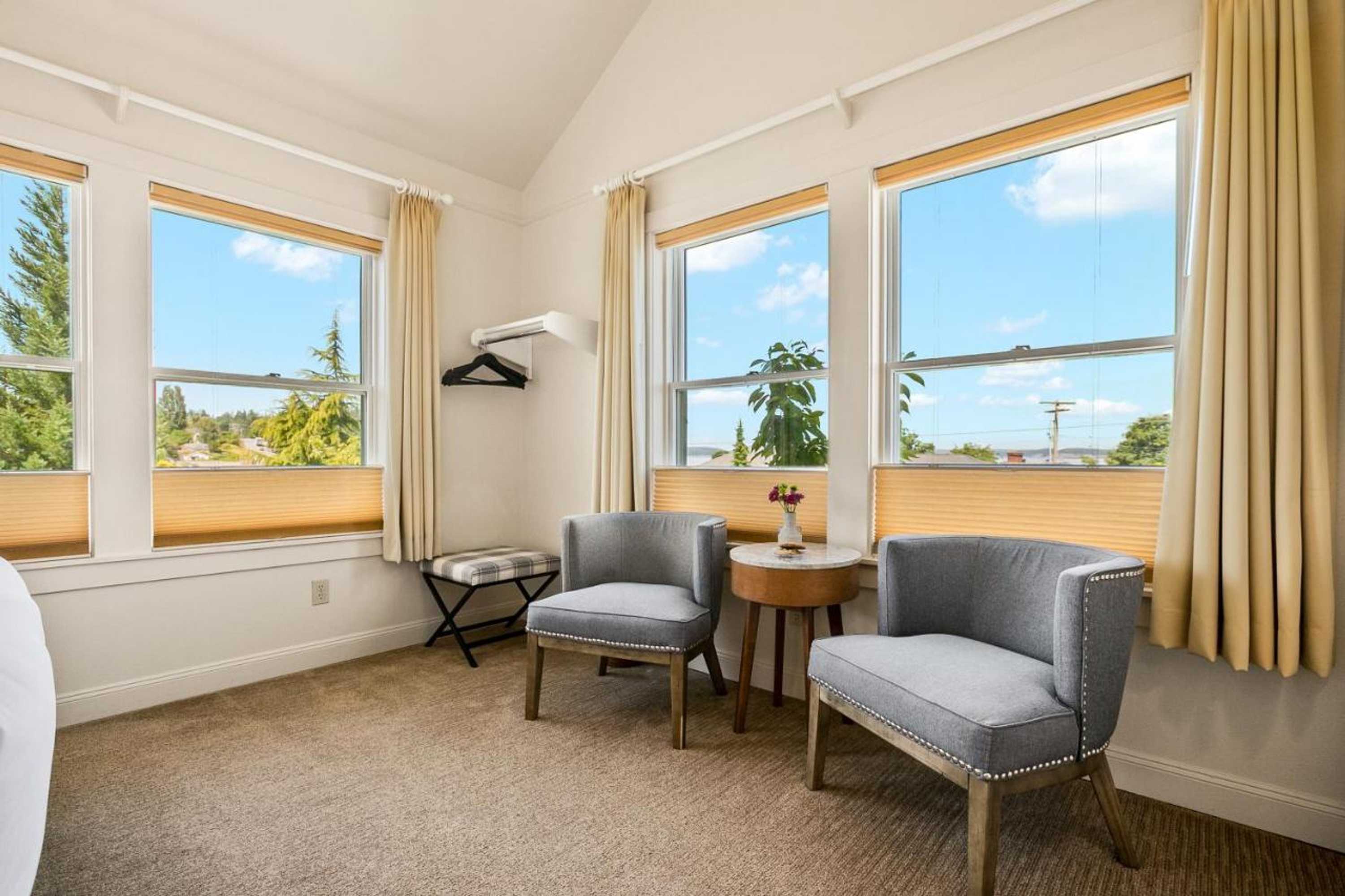 Gift card for Saratoga Inn