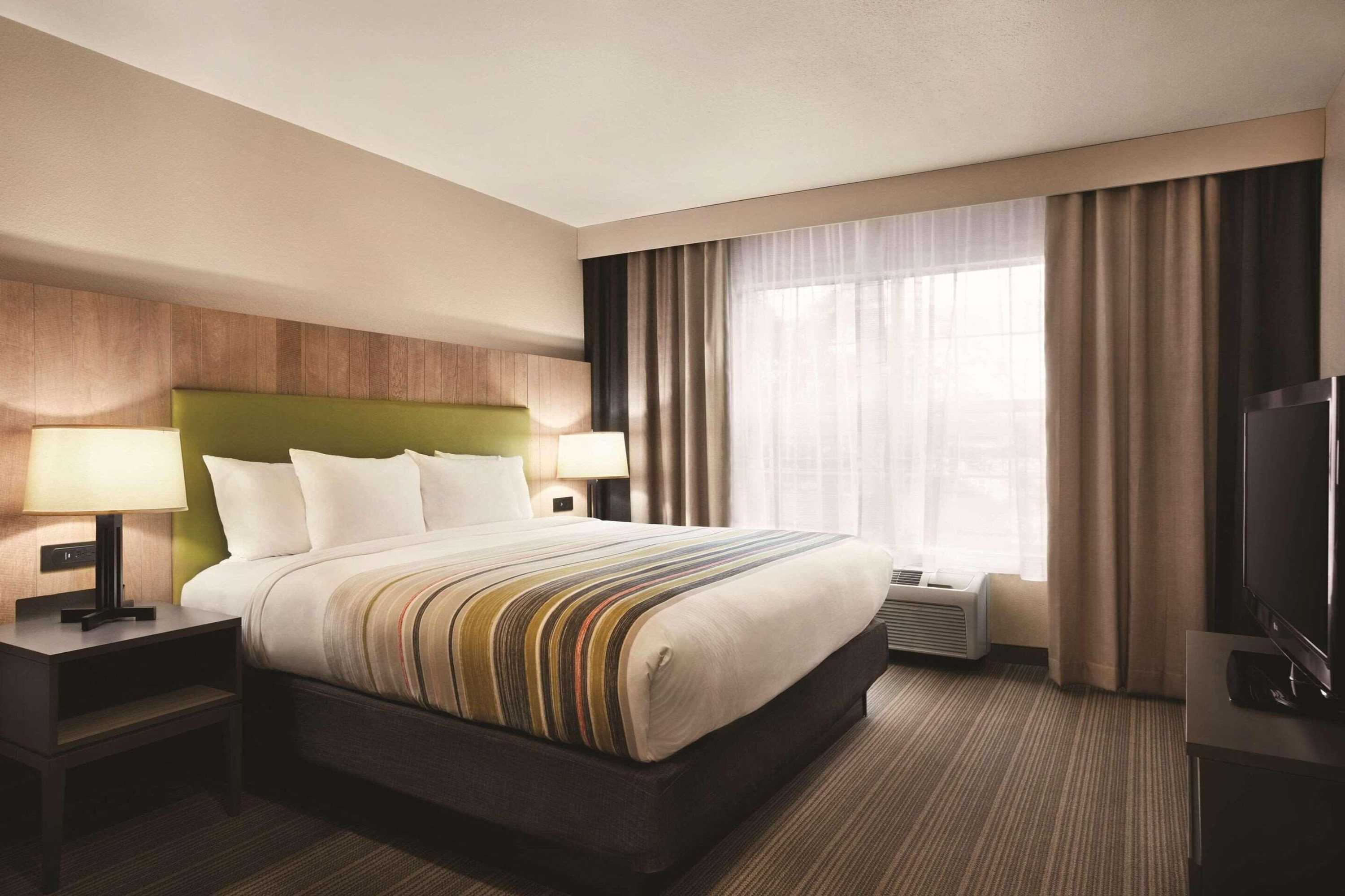 Gift card for Country Inn & Suites by Radisson, Newnan, GA Gift card for Country Inn & Suites by Radisson, Newnan, GA