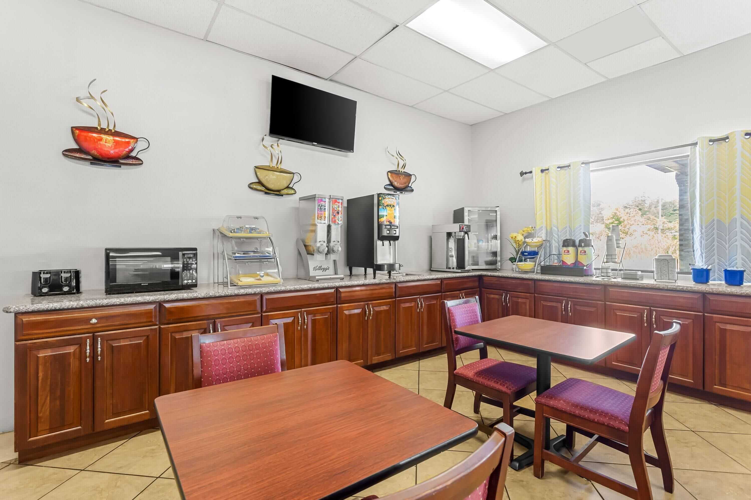 Gift card for Days Inn by Wyndham Huntington