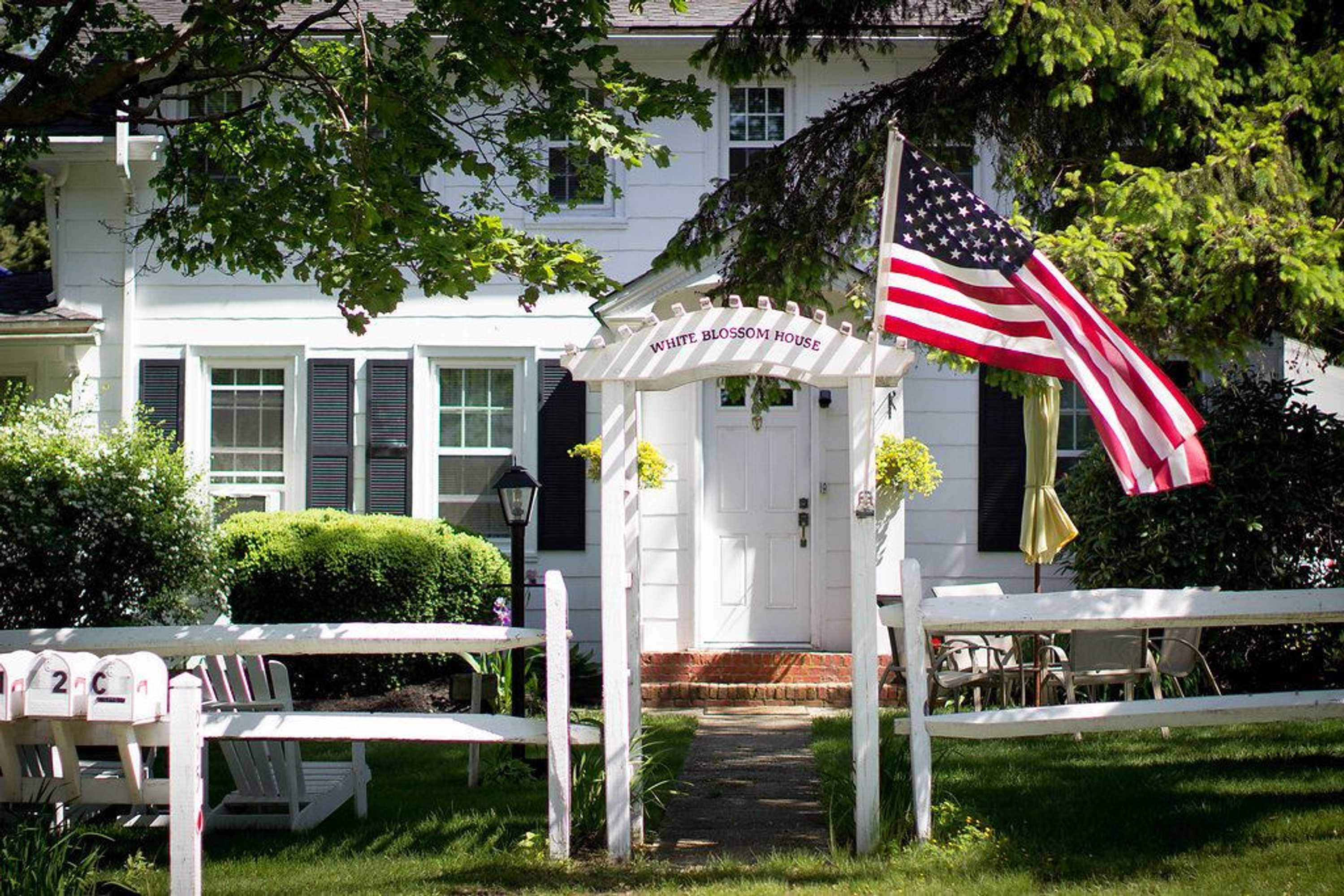 Gift card for White Blossom House Inn Gift card for White Blossom House Inn