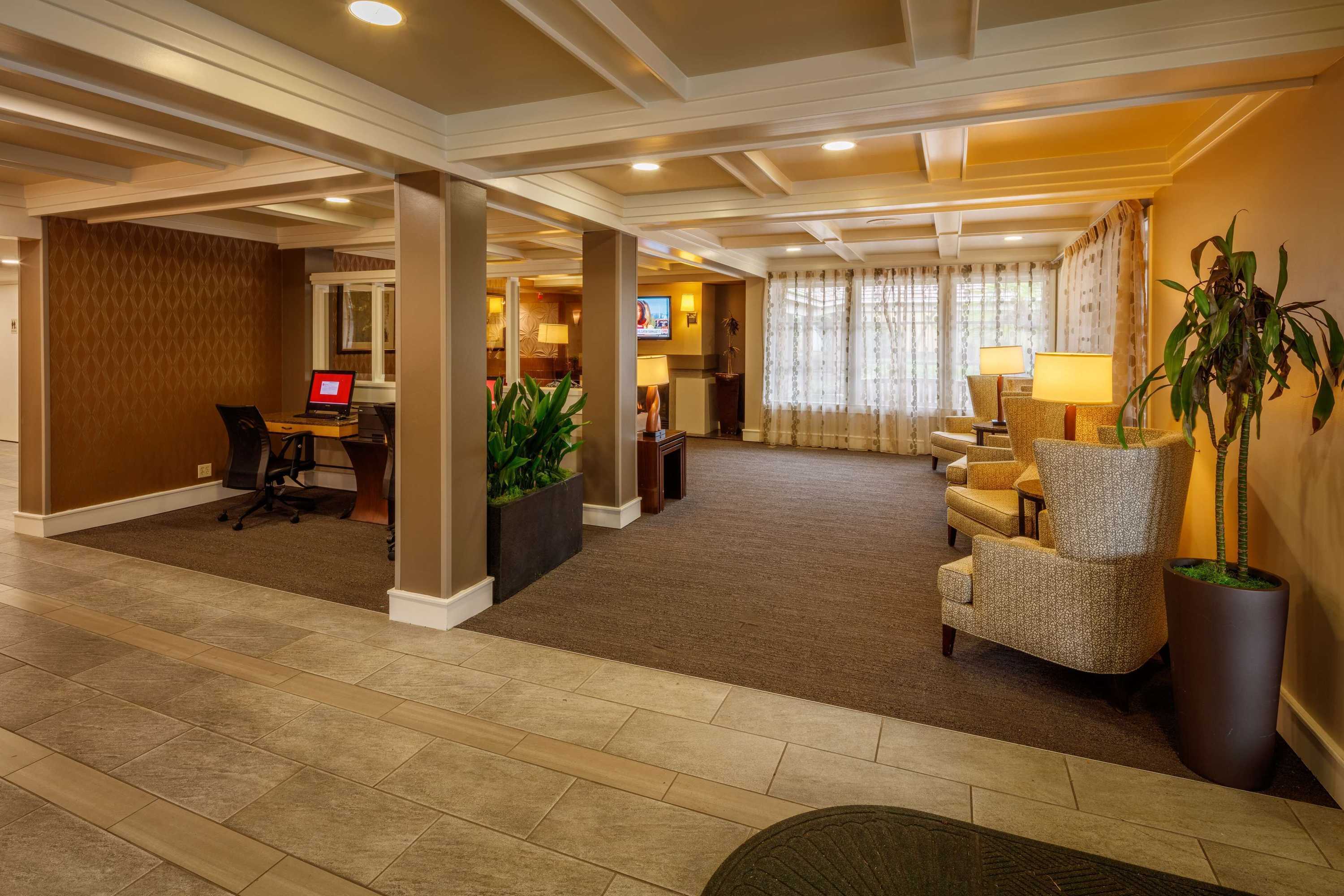 Gift card for Red Lion Hotel Bellevue Gift card for Red Lion Hotel Bellevue