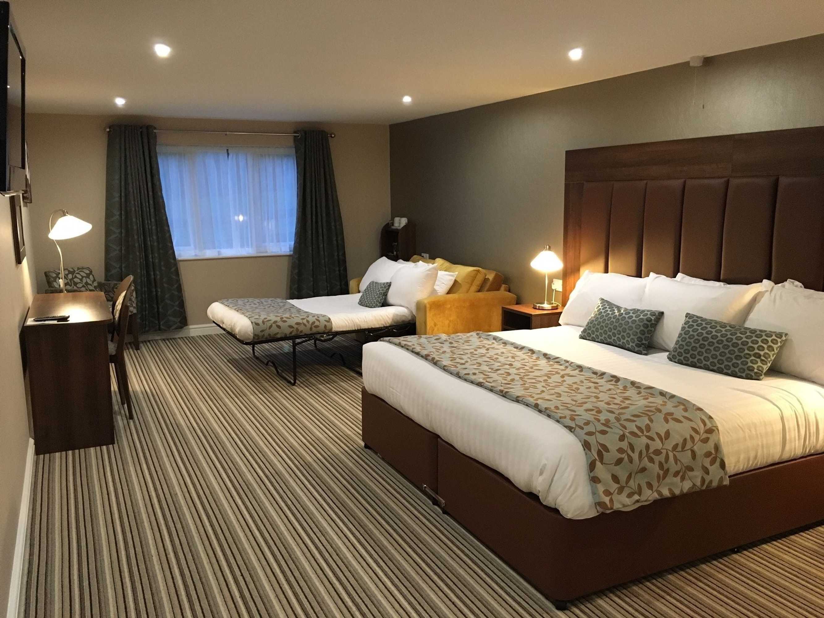 Gift card for Twin Oaks Hotel