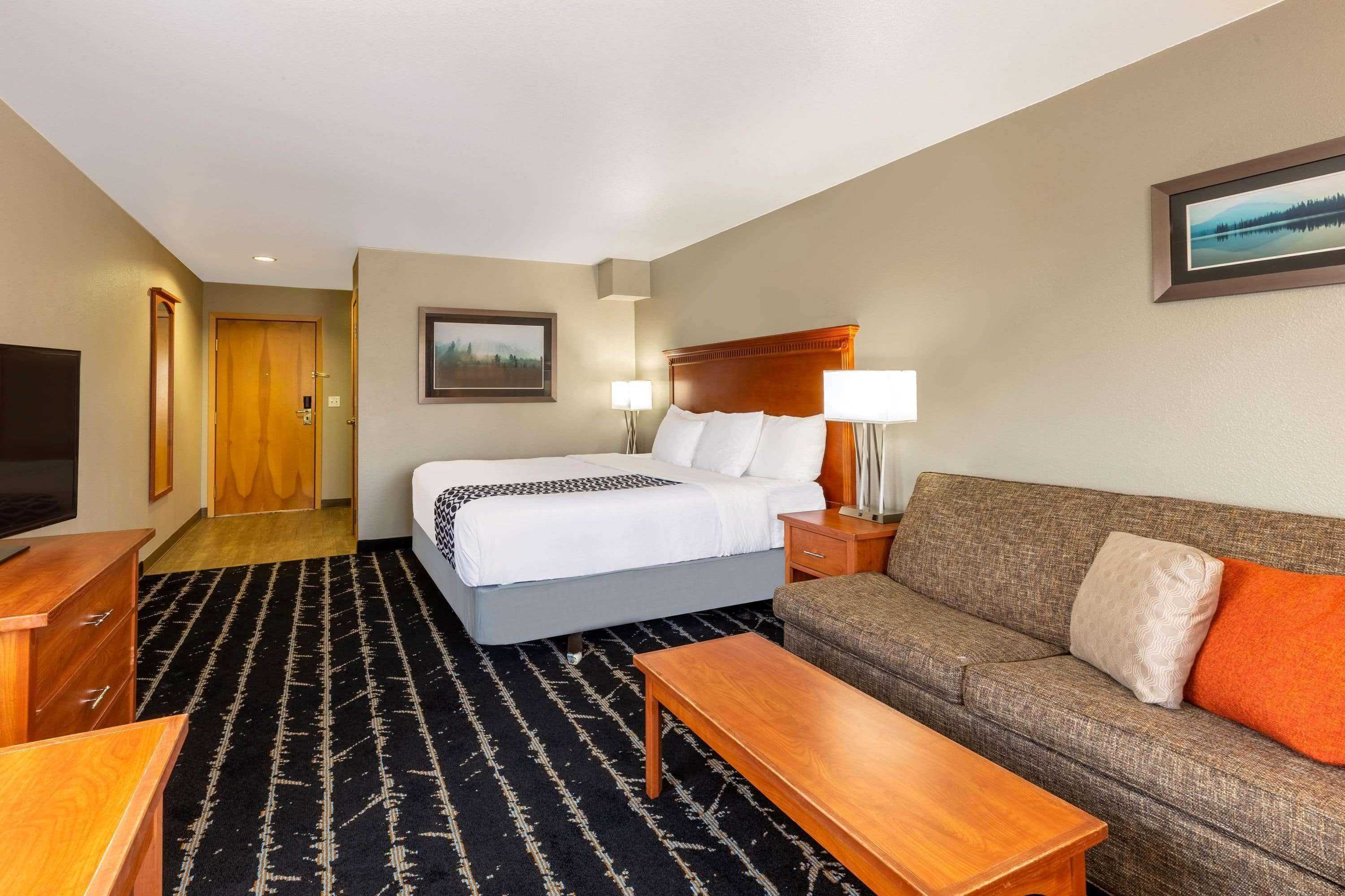 Gift card for La Quinta Inn & Suites by Wyndham Vancouver Gift card for La Quinta Inn & Suites by Wyndham Vancouver