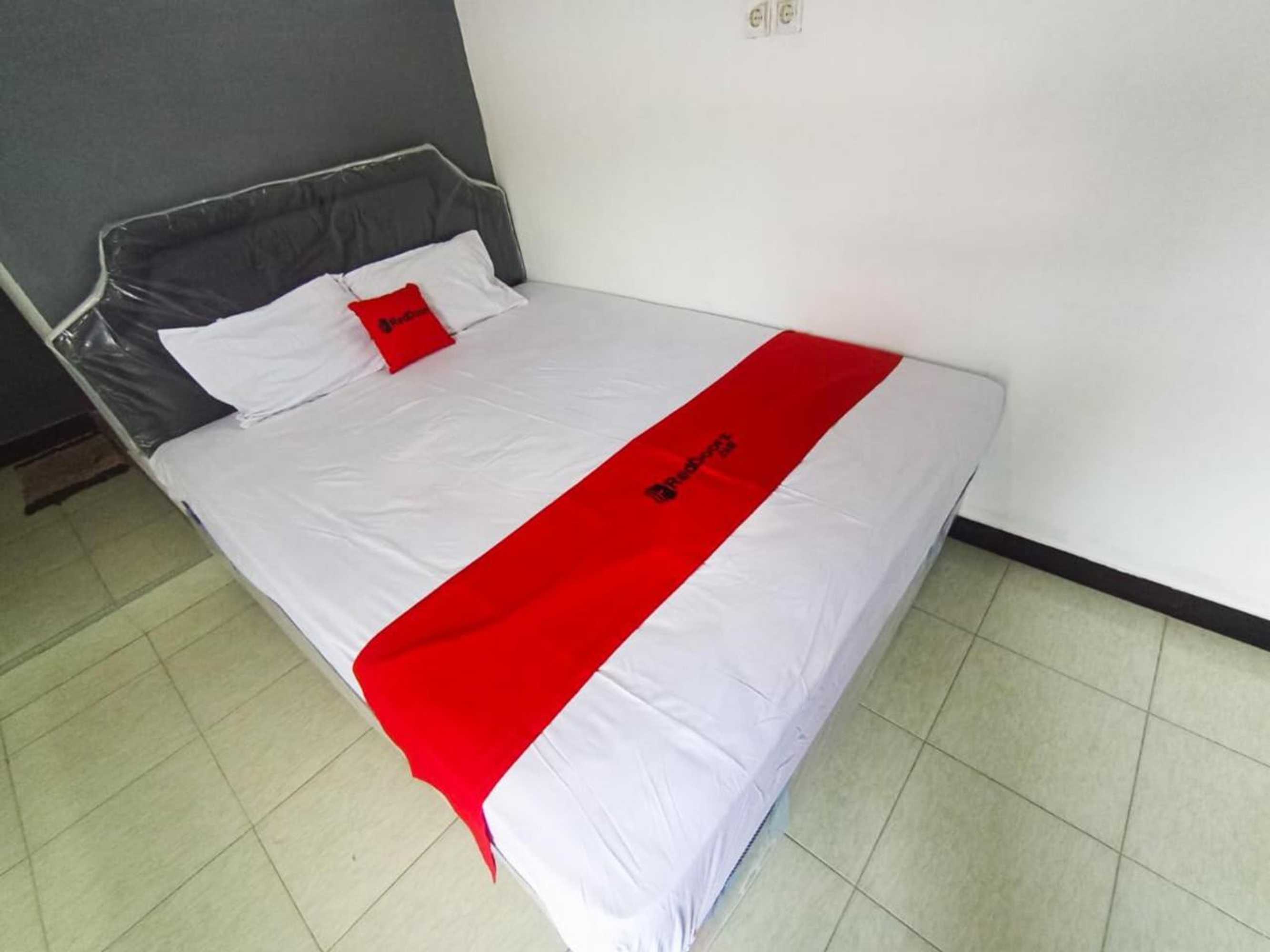 Gift card for Reddoorz at Brawijaya Central Kampung Inggris