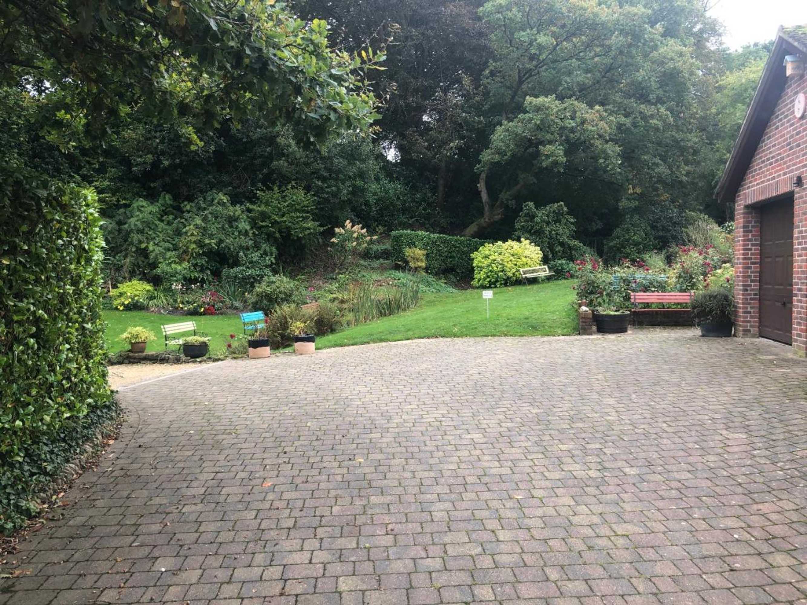 Gift card for The Oaks