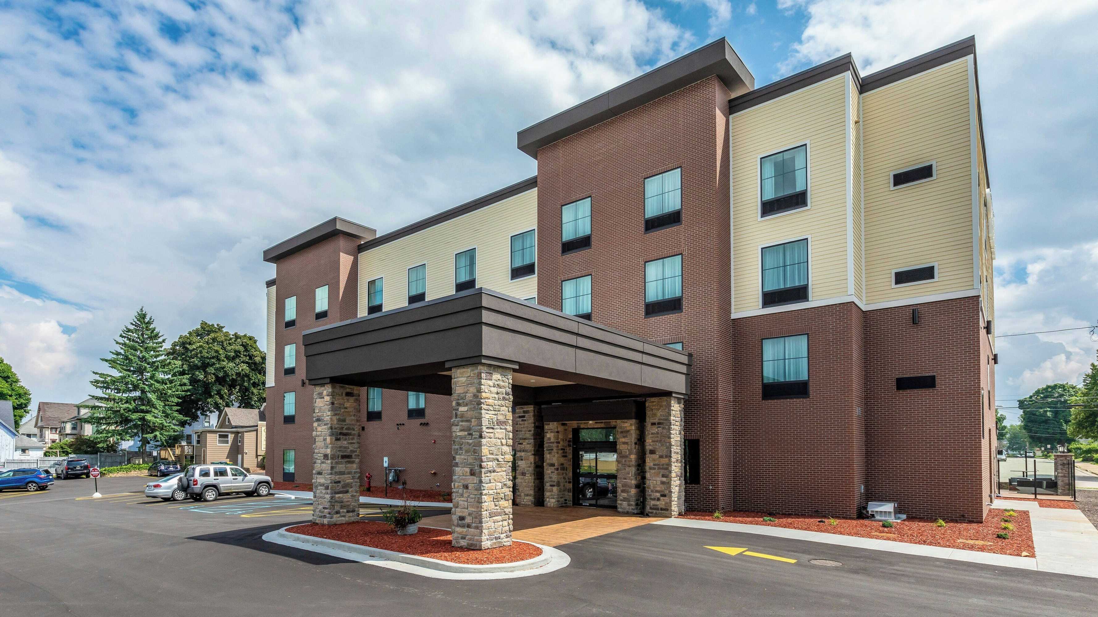 Gift card for Cobblestone Hotel & Suites - Hartford