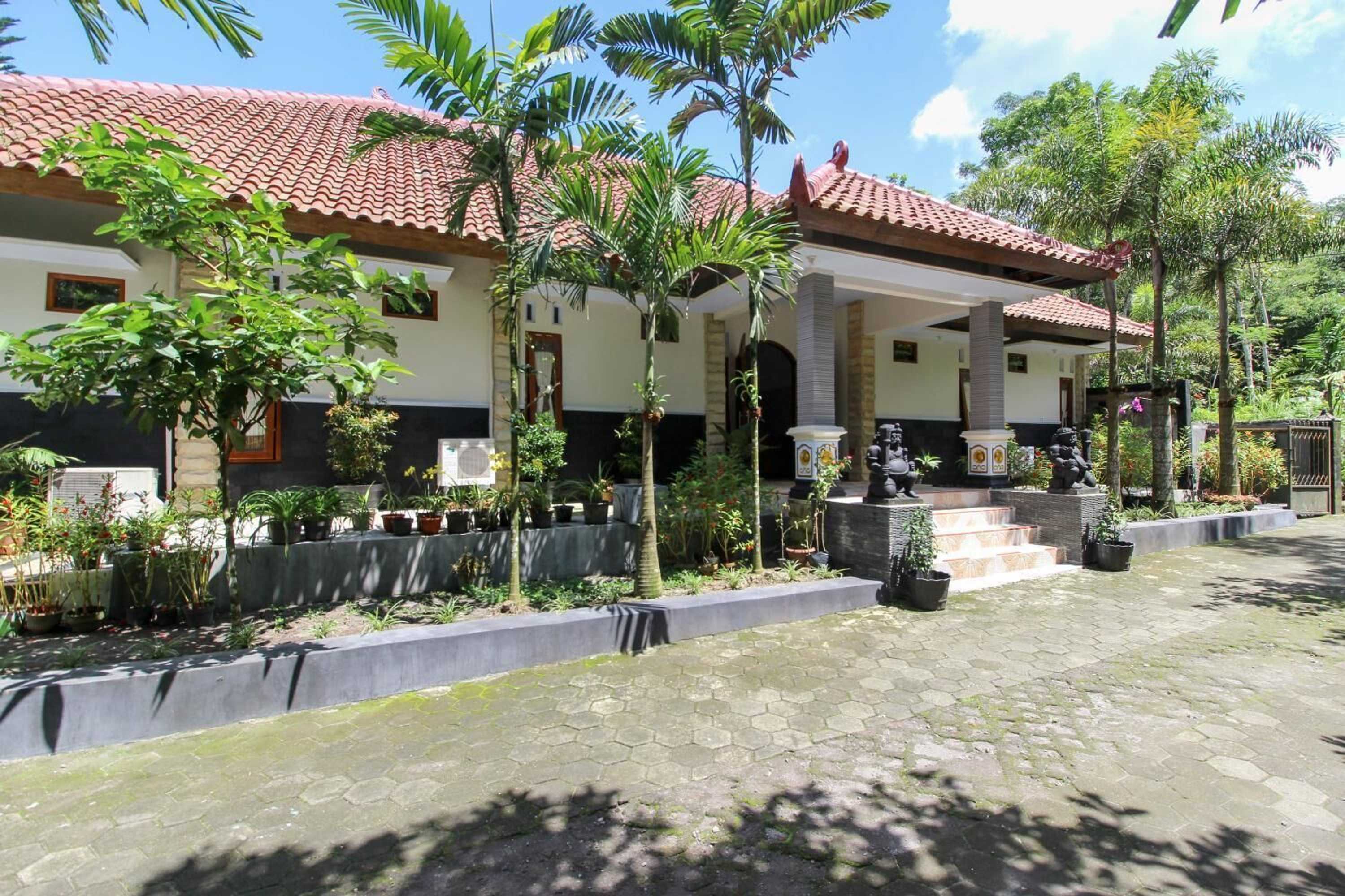 Gift card for Reddoorz Near Museum Gunung Merapi Gift card for Reddoorz Near Museum Gunung Merapi