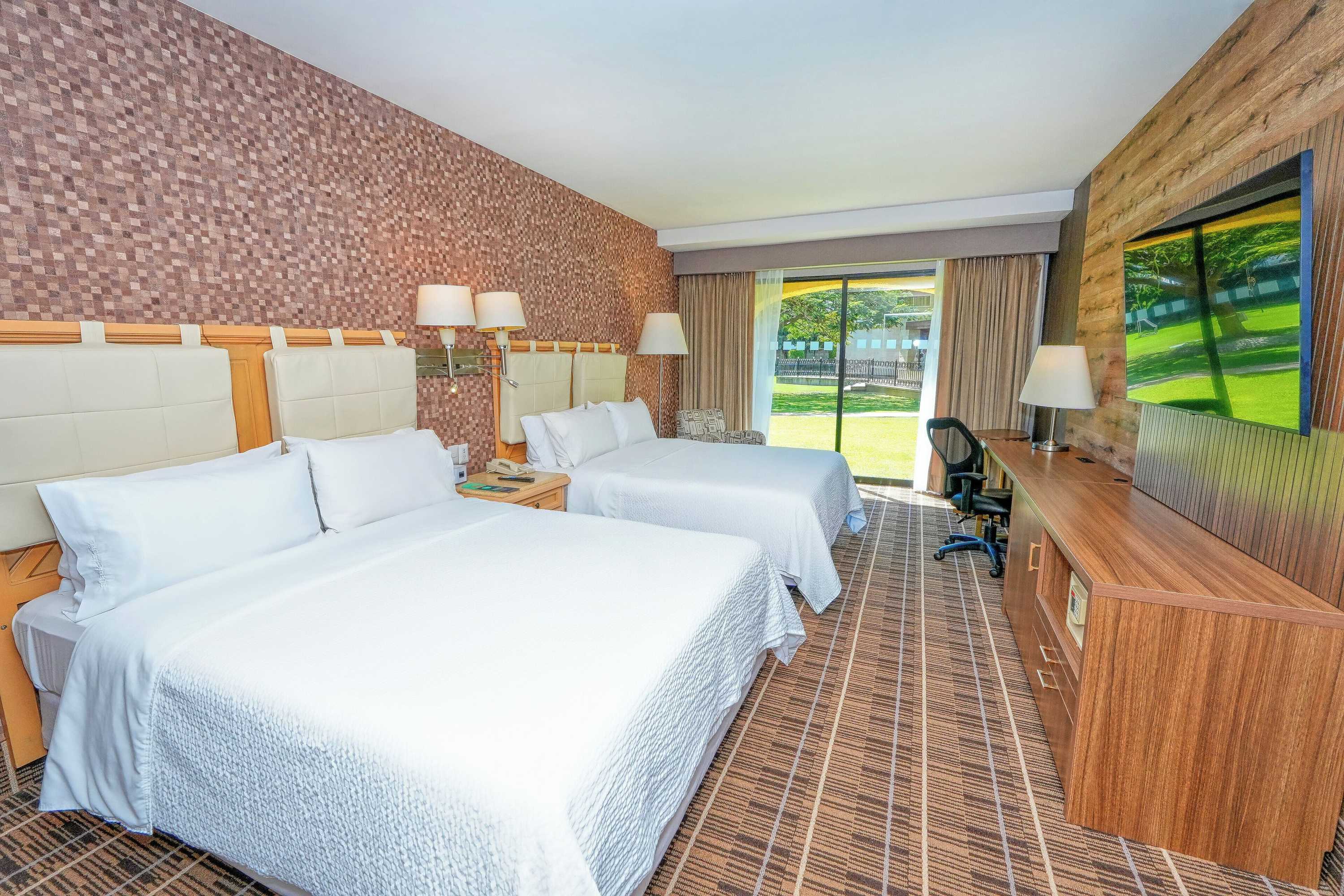 Gift card for Holiday Inn Queretaro-Centro Historico by Ihg Gift card for Holiday Inn Queretaro-Centro Historico by Ihg
