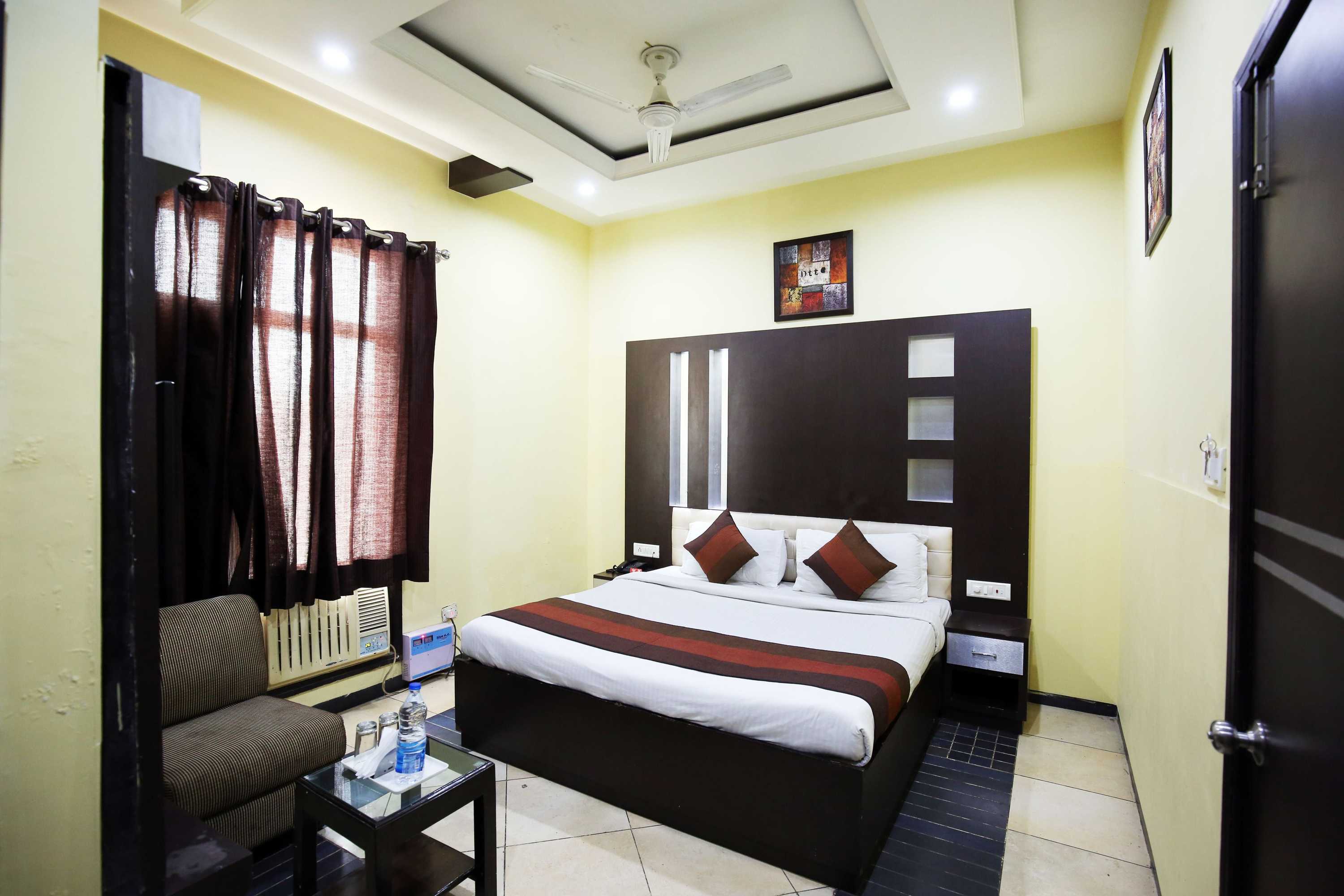 Gift card for Oyo 1673 Hotel MM Yellowuds Gift card for Oyo 1673 Hotel MM Yellowuds