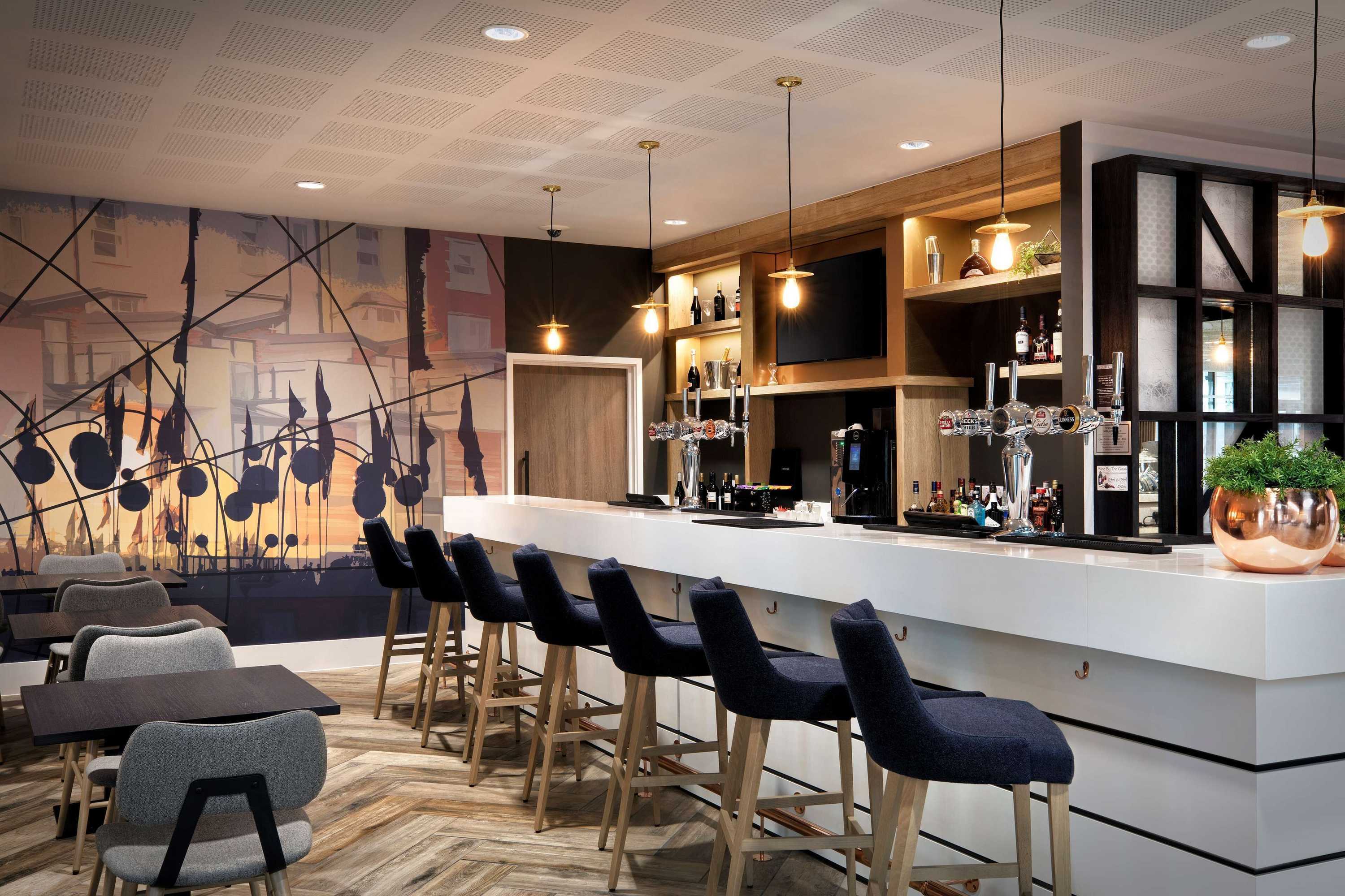 Gift card for Hampton by Hilton Bristol Airport Gift card for Hampton by Hilton Bristol Airport