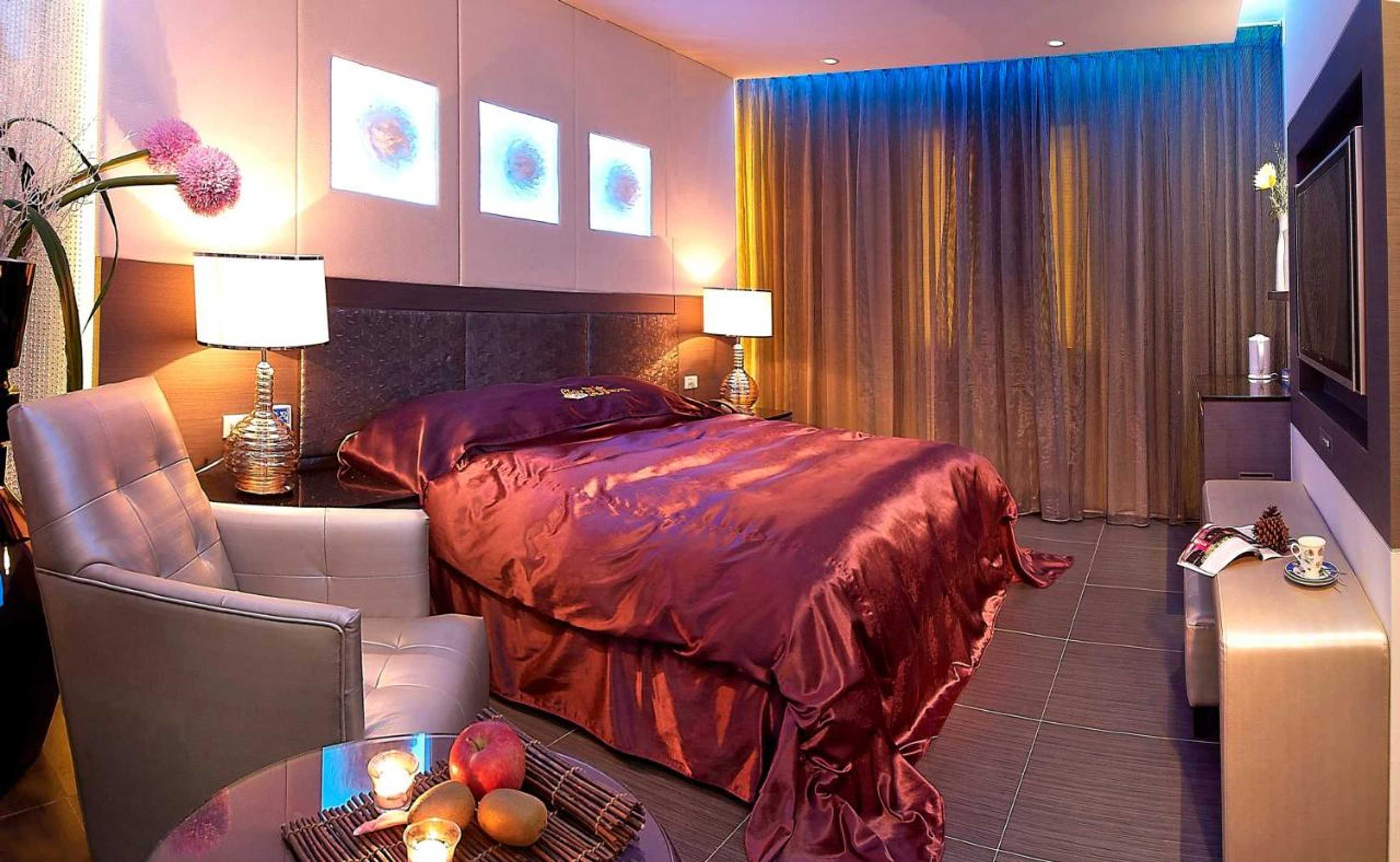 Gift card for Qi Hai Motel