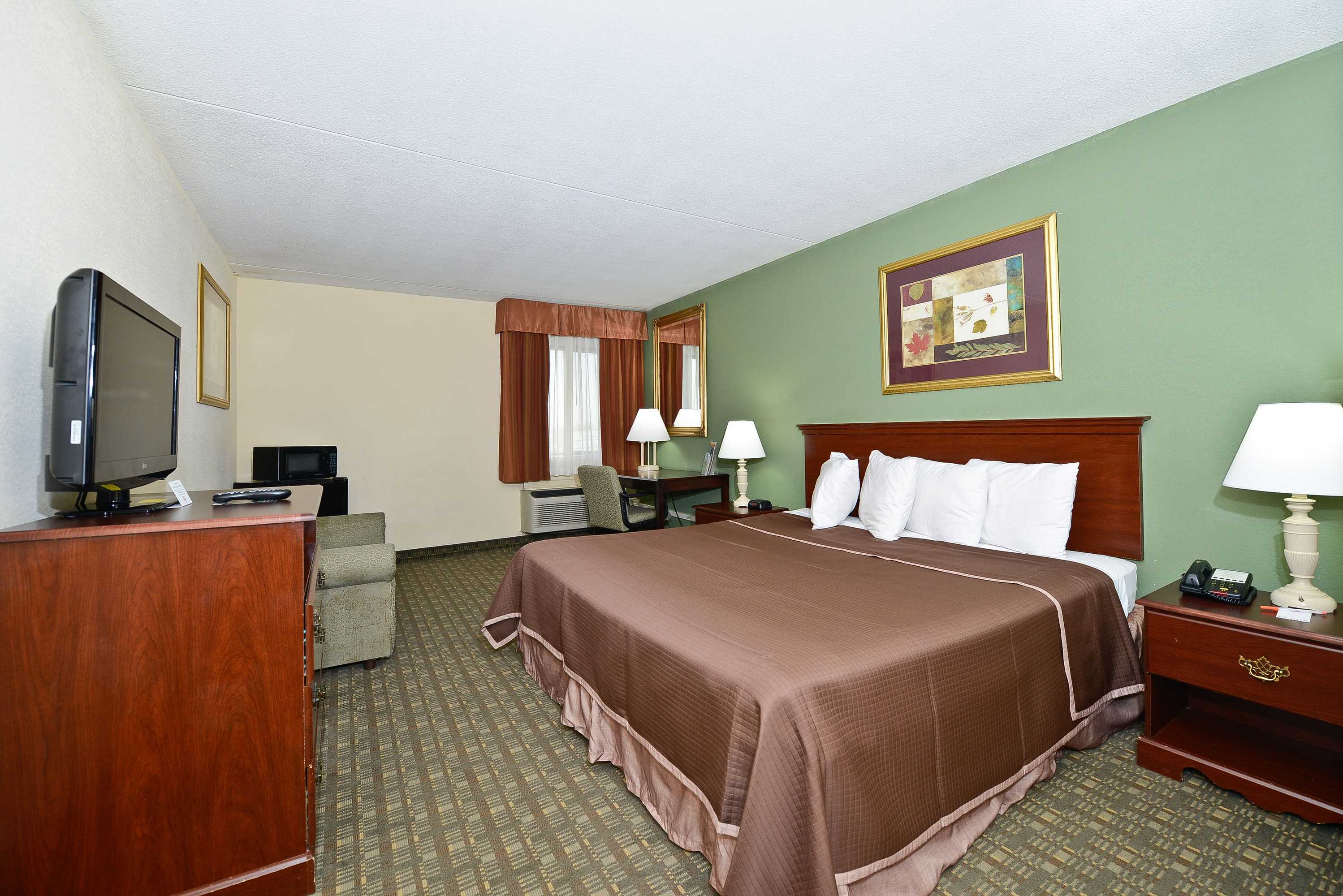 Gift card for Howard Johnson Hotel by Wyndham Newark Airport Gift card for Howard Johnson Hotel by Wyndham Newark Airport
