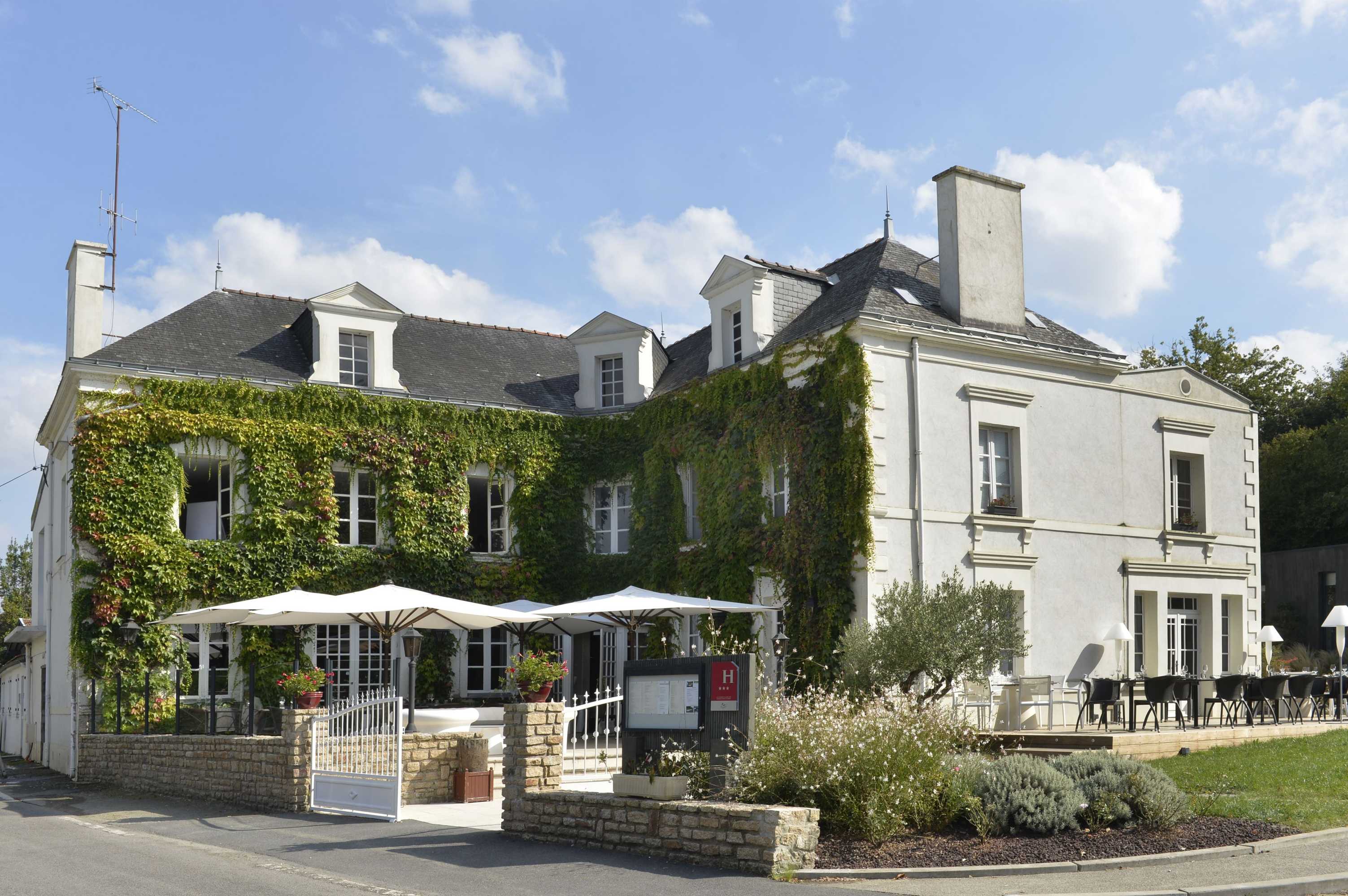 Gift card for Best Western Plus Hotel de la Regate Gift card for Best Western Plus Hotel de la Regate