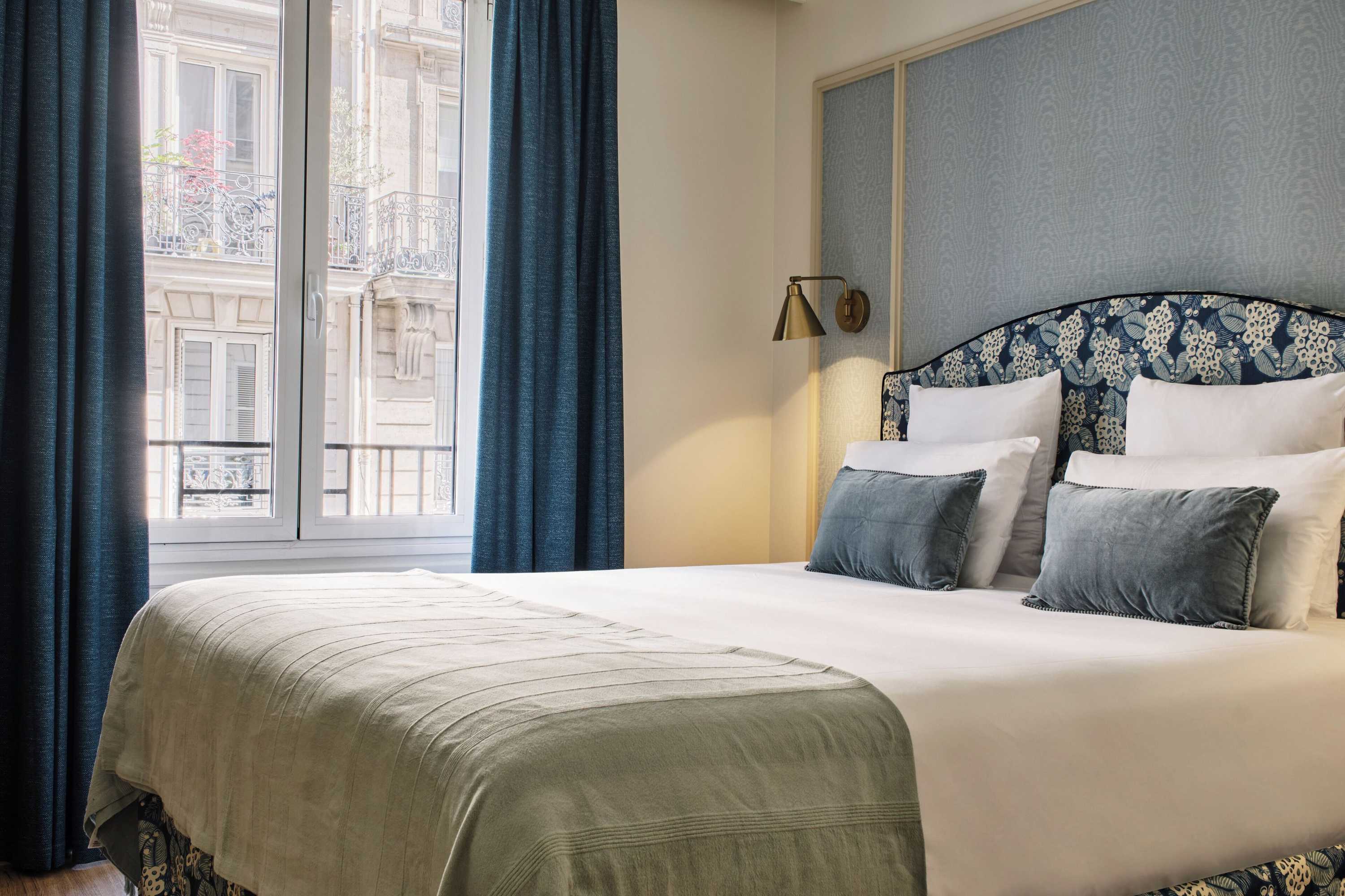 Gift card for Hotel Etoile Saint Ferdinand by Happyculture Gift card for Hotel Etoile Saint Ferdinand by Happyculture