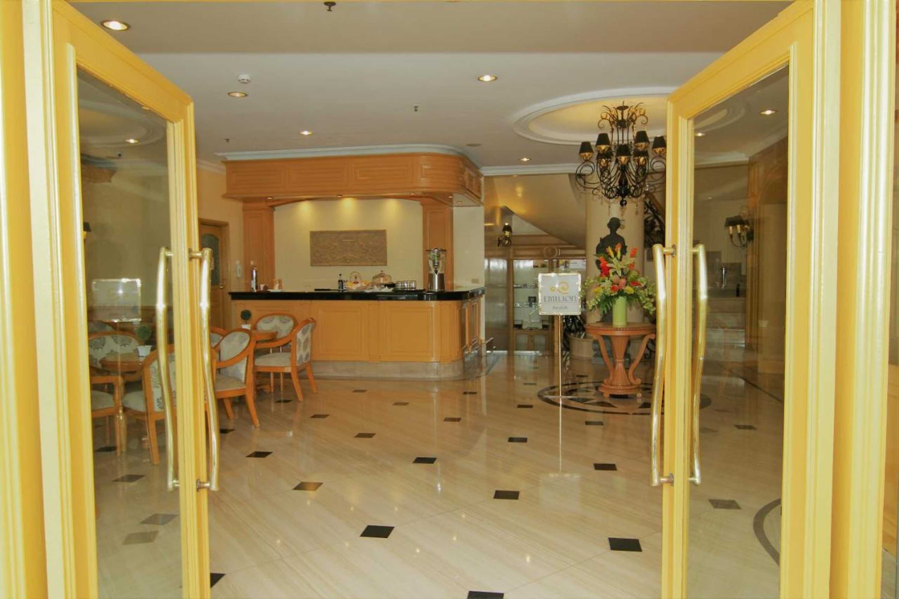 Gift card for The Grand Dame Hotel