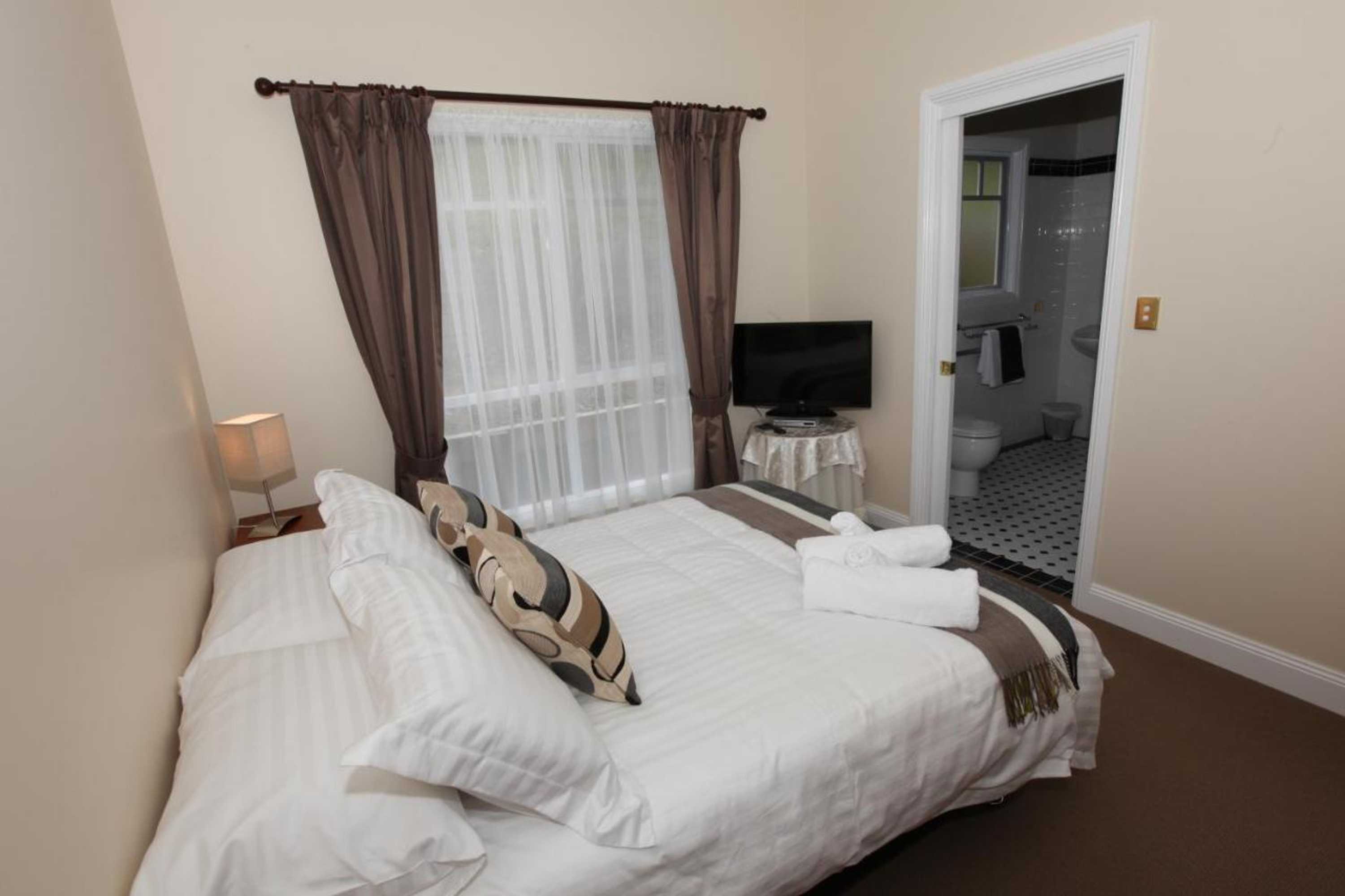 Gift card for House on The Hill Bed And Breakfast