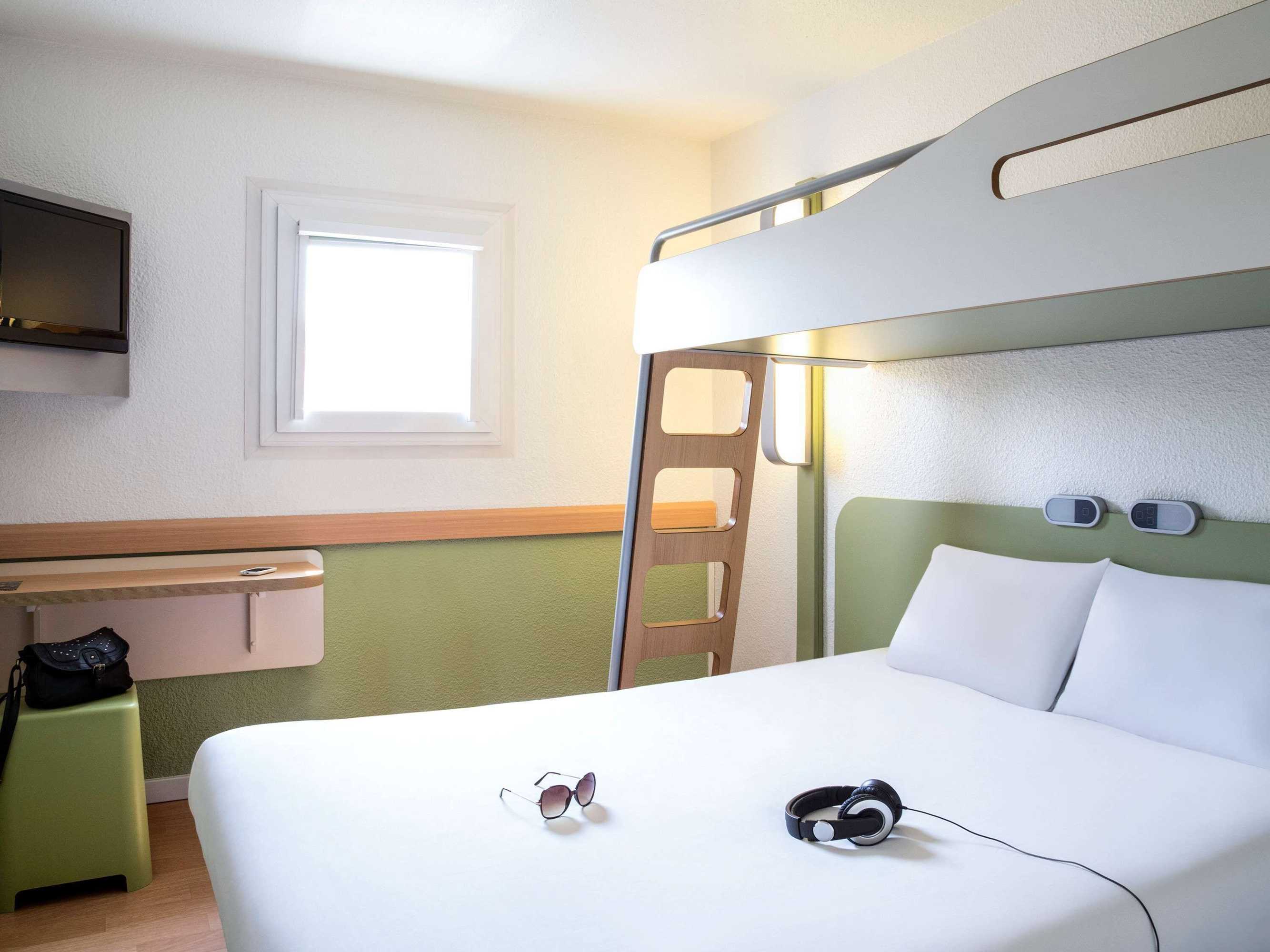 Gift card for Ibis Budget Versailles Chateau Saint Cyr Gift card for Ibis Budget Versailles Chateau Saint Cyr
