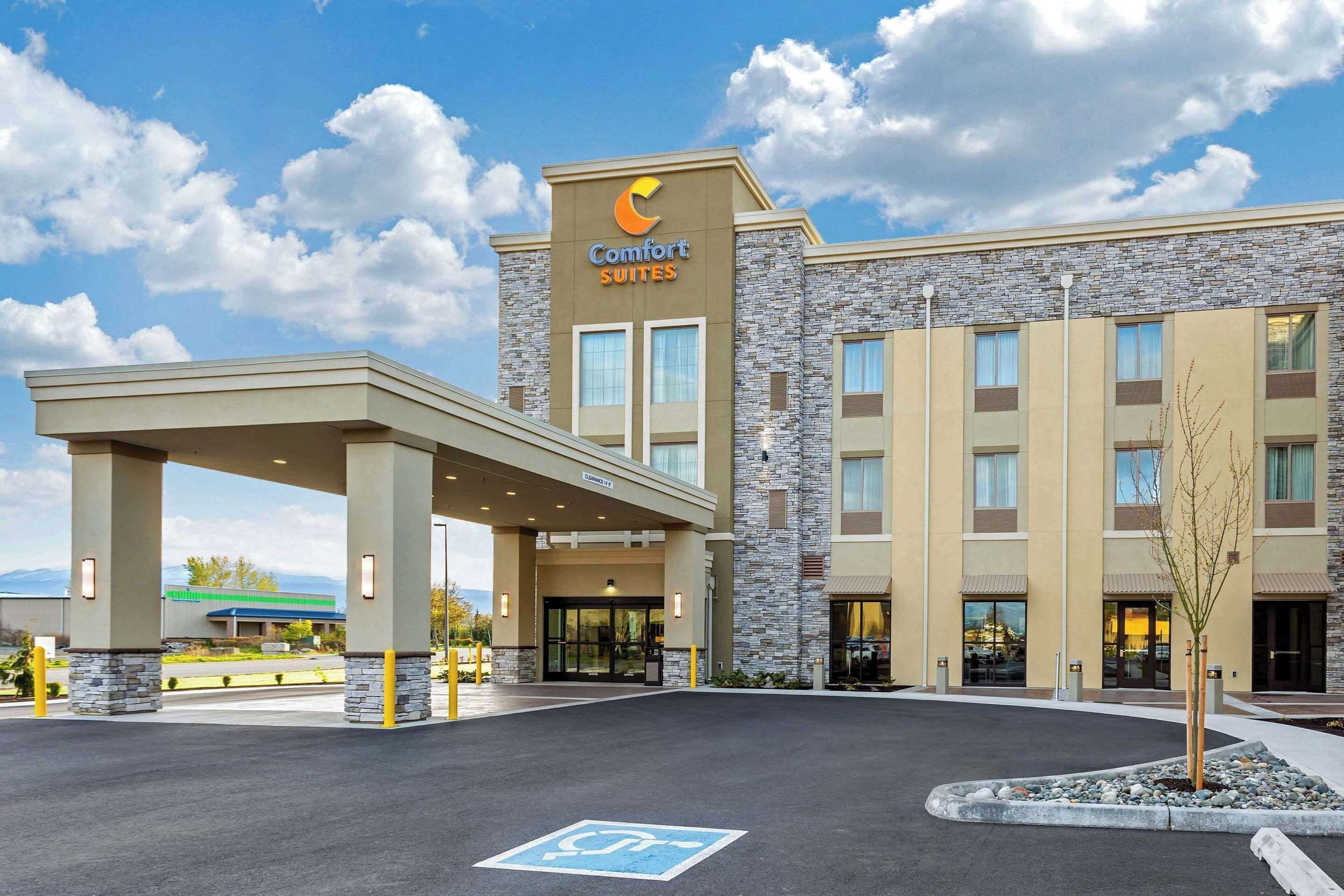 Gift card for Comfort Suites Burlington Near I-5 Gift card for Comfort Suites Burlington Near I-5