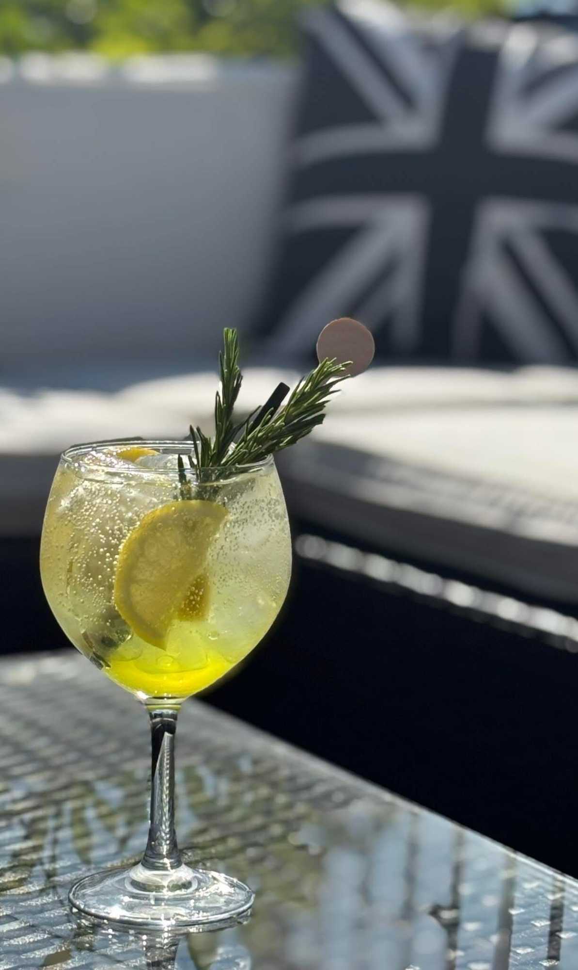 Gift card for The Horseshoe And Castle Gift card for The Horseshoe And Castle