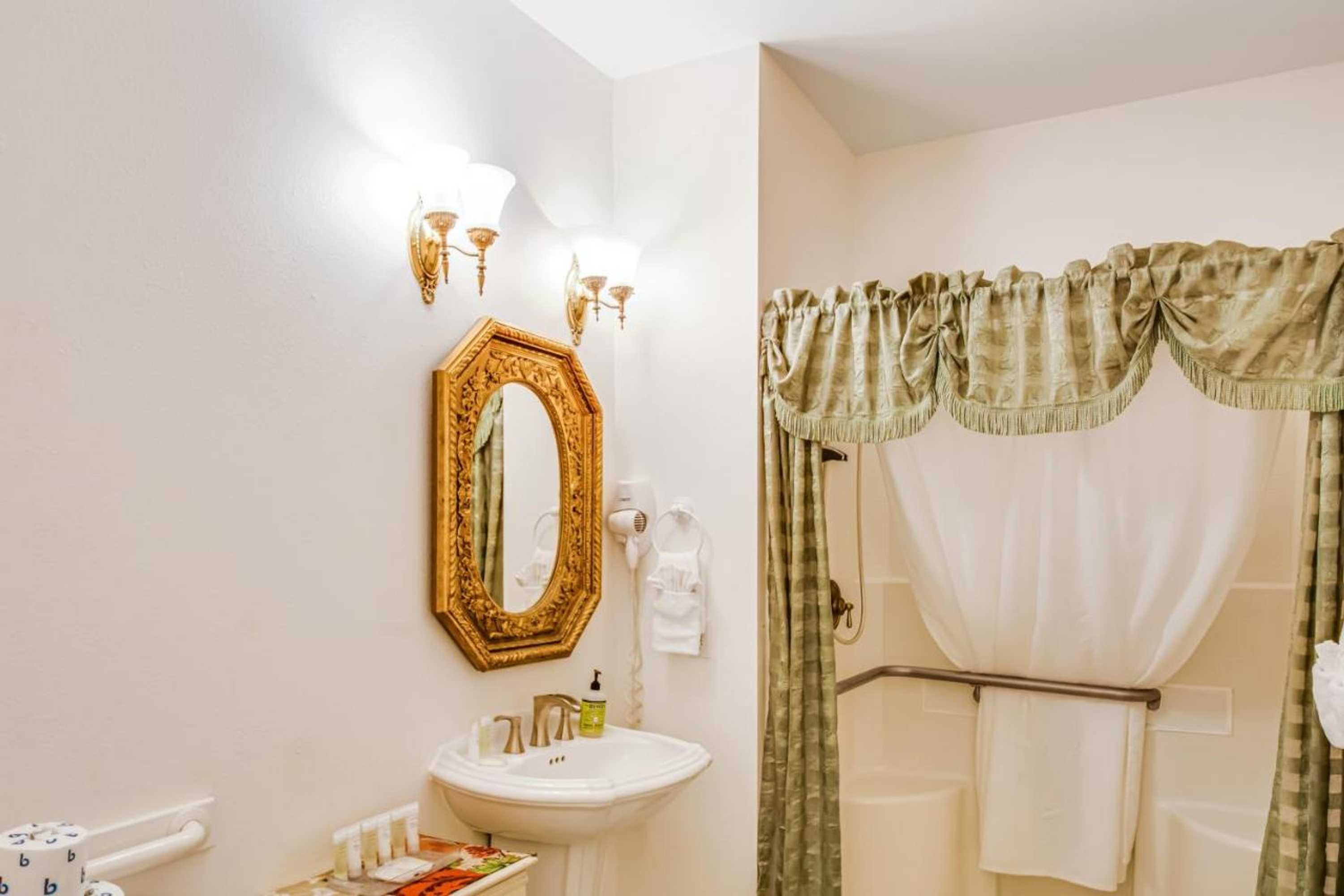 Gift card for Judith Ann Inn