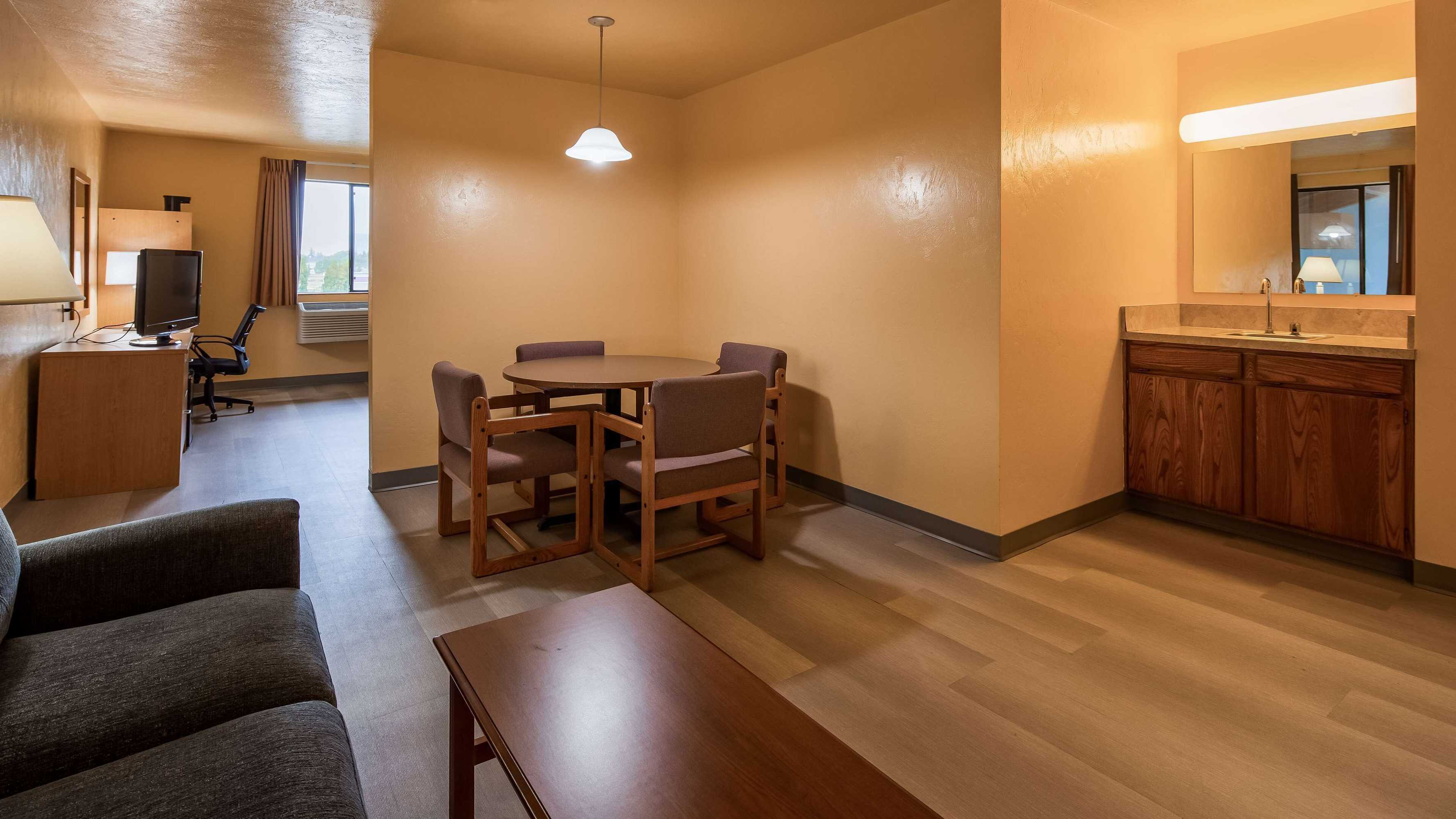 Gift card for Surestay Hotel by Best Western Ellensburg Gift card for Surestay Hotel by Best Western Ellensburg