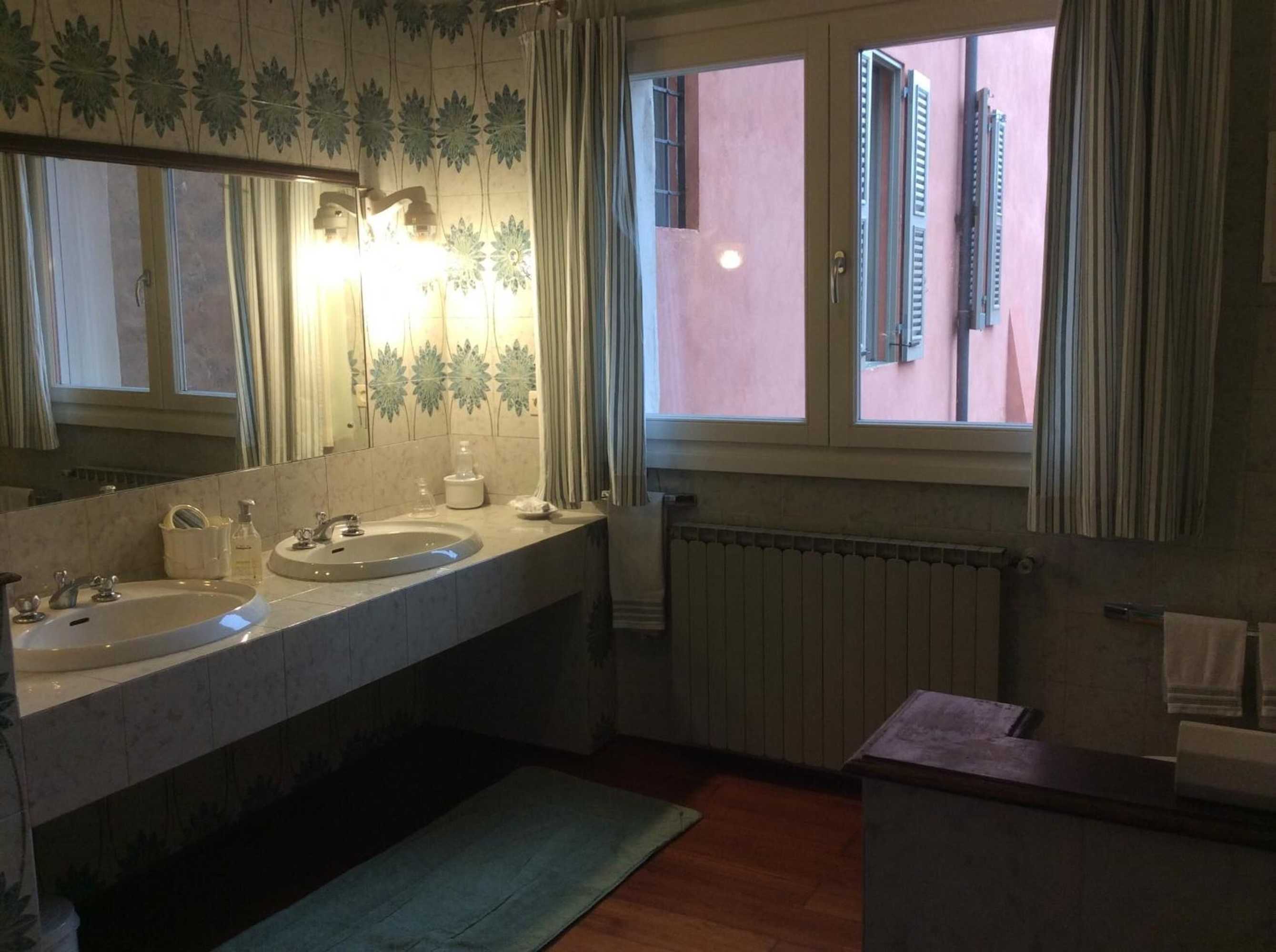 Gift card for Palazzo Arrivabene B&b Gift card for Palazzo Arrivabene B&b