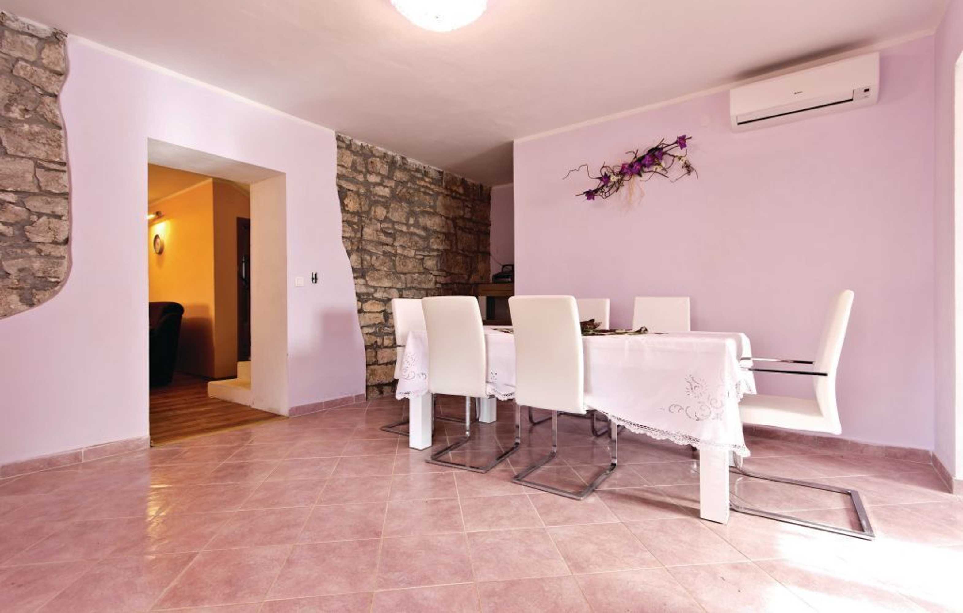 Gift card for Lovely Villa Ana