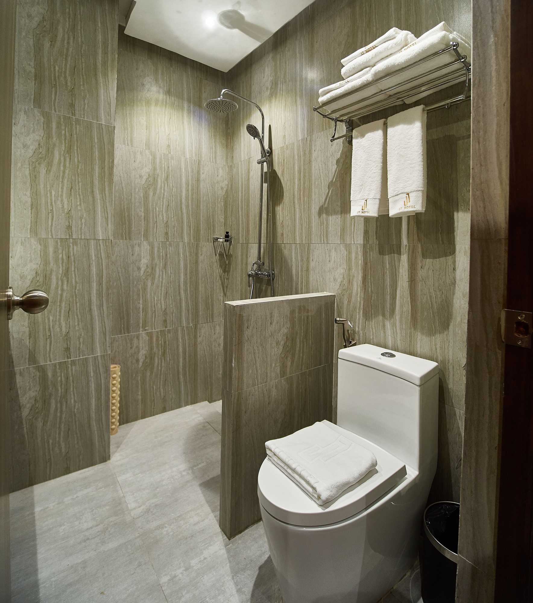 Gift card for J7 Plaza Hotel