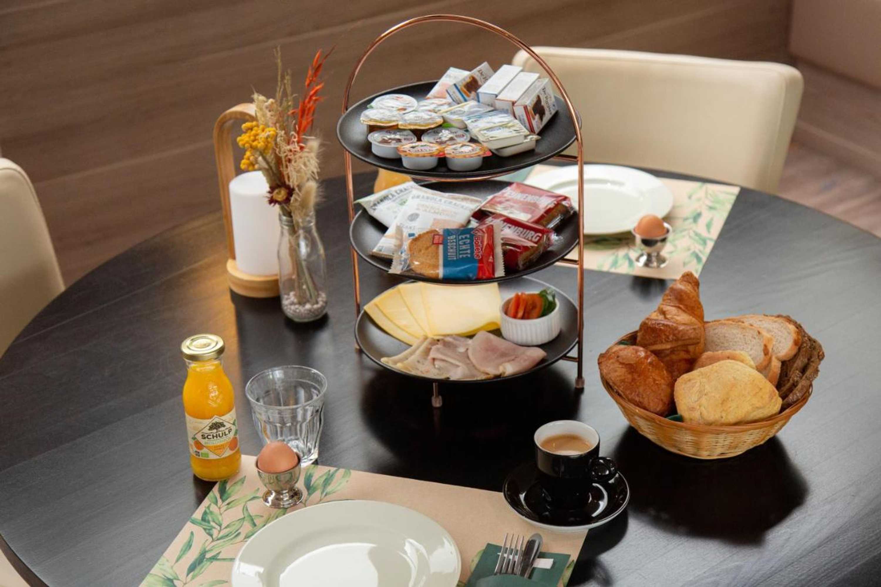 Gift card for 50|50 Hotel Belmont