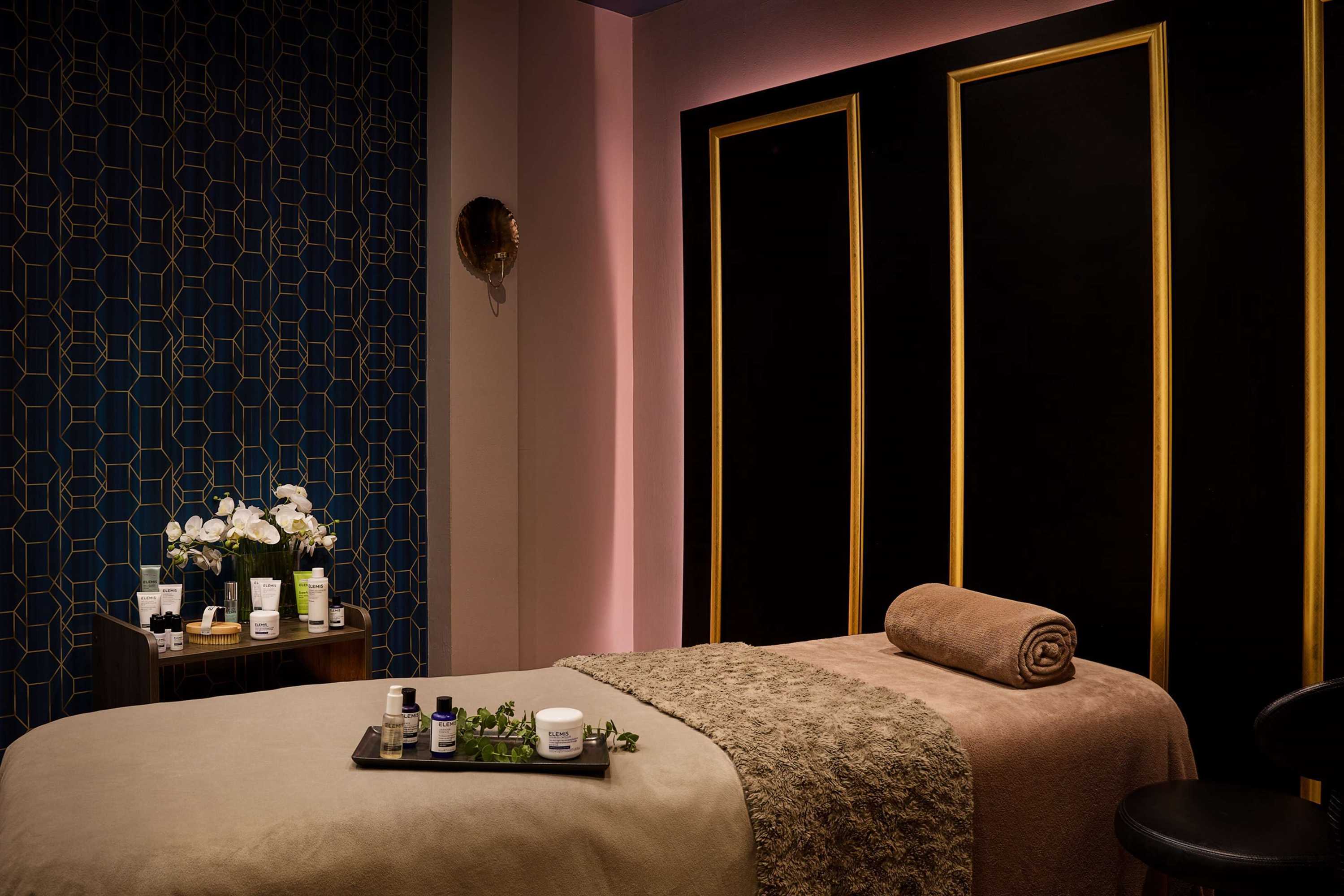Gift card for Radisson Blu Hotel & Spa, Cork Gift card for Radisson Blu Hotel & Spa, Cork