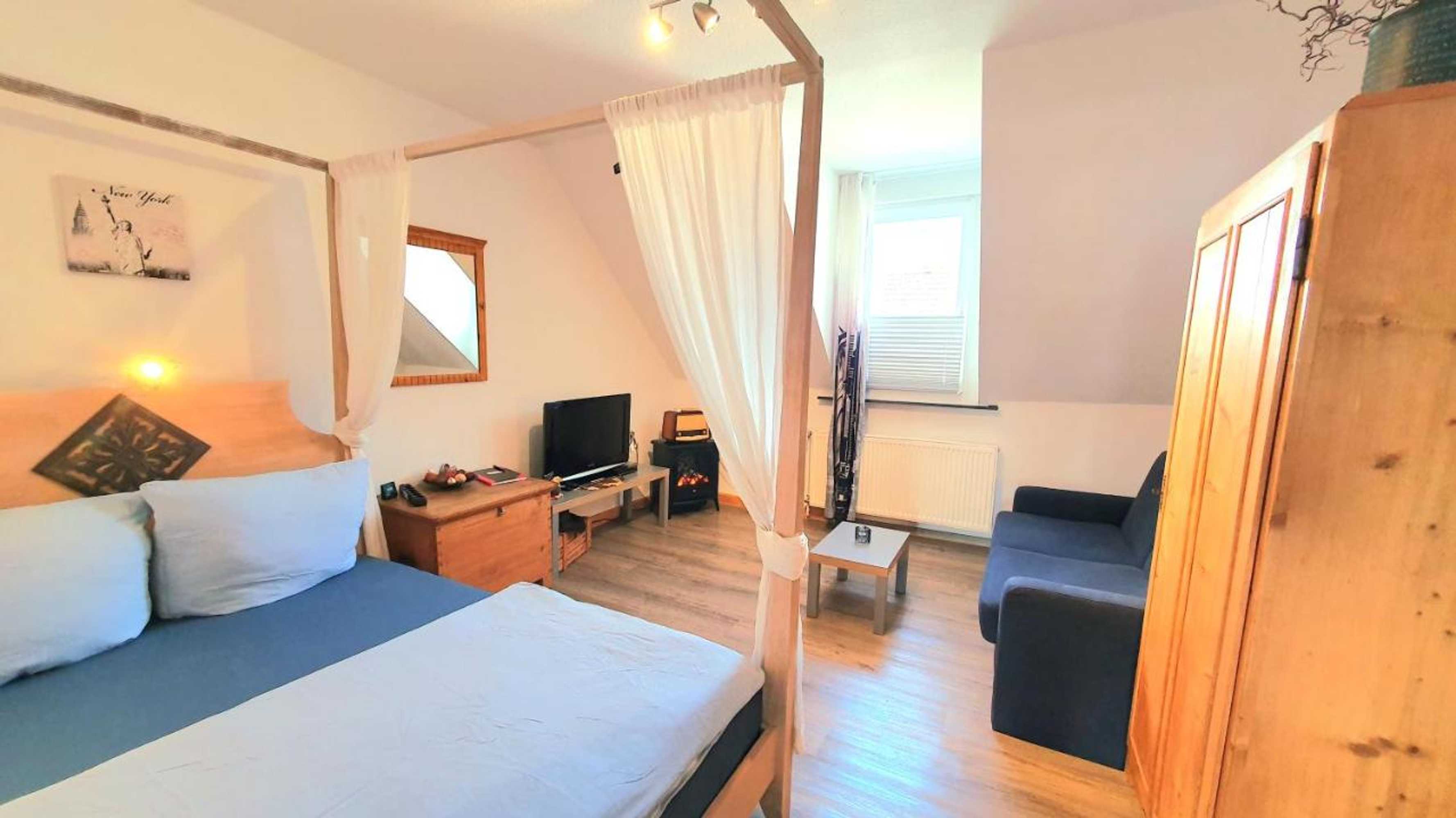 Gift card for Frankes Sleep Inn, 2 Wohnungen 2 Betten Und 5 Betten, Sauna Gift card for Frankes Sleep Inn, 2 Wohnungen 2 Betten Und 5 Betten, Sauna