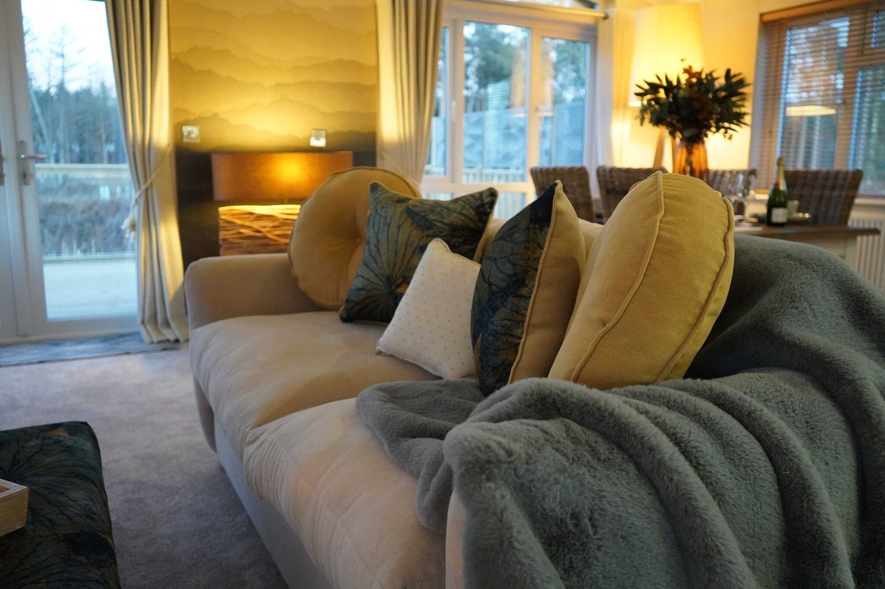 Gift card for Hollicarrs - The Rushes