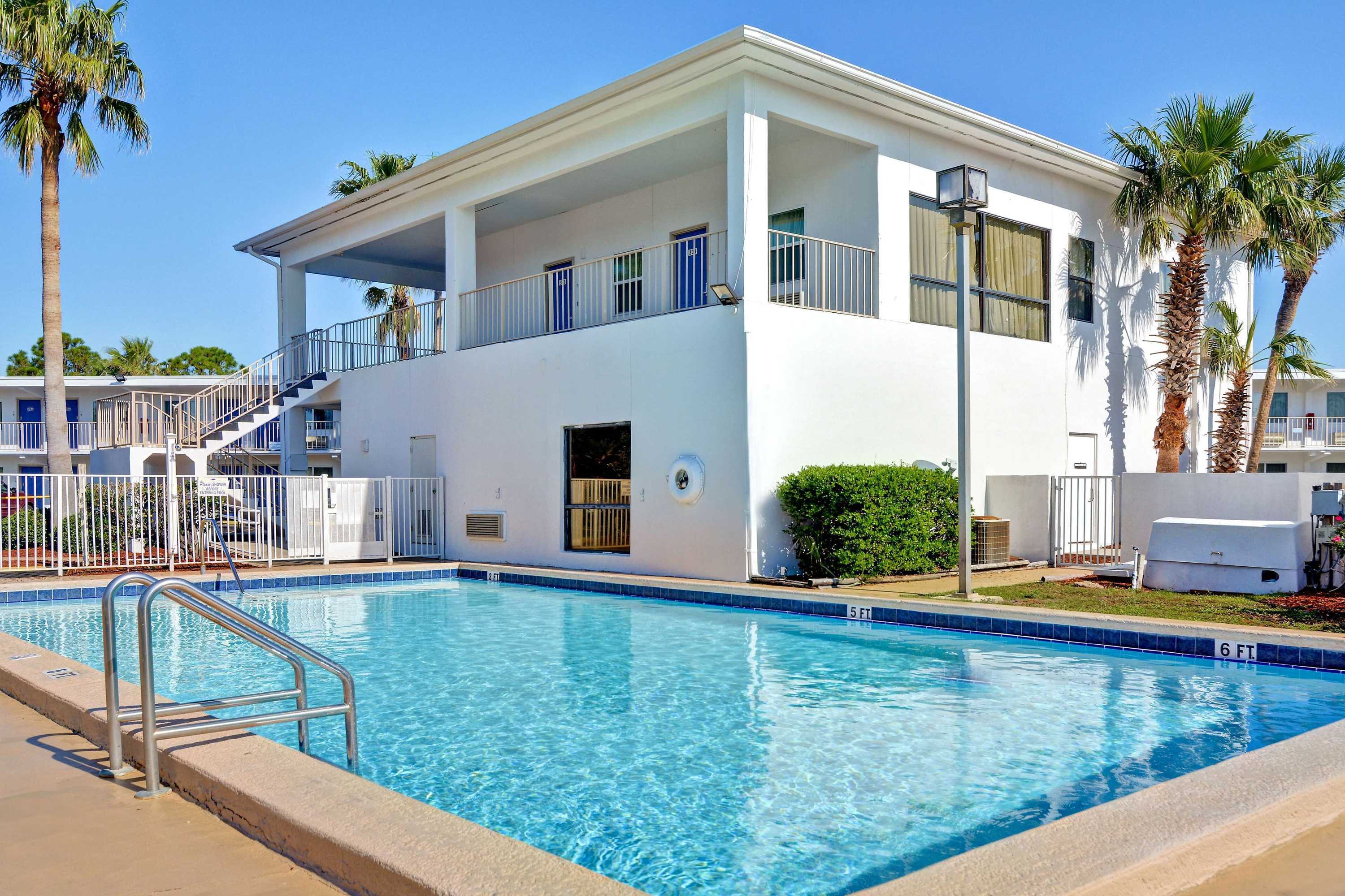 Gift card for Motel 6 Destin, FL