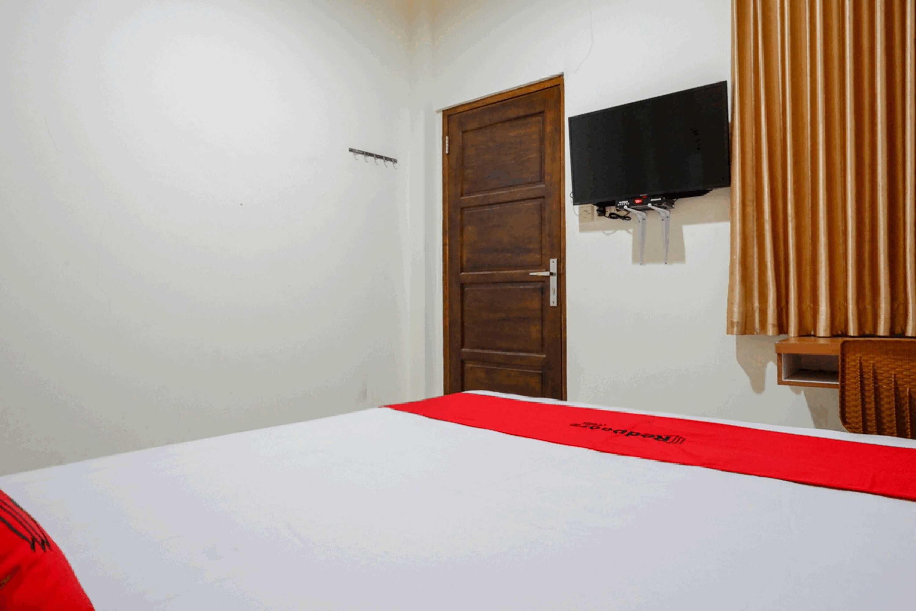 Gift card for Reddoorz Near Living Plaza Purwokerto Gift card for Reddoorz Near Living Plaza Purwokerto