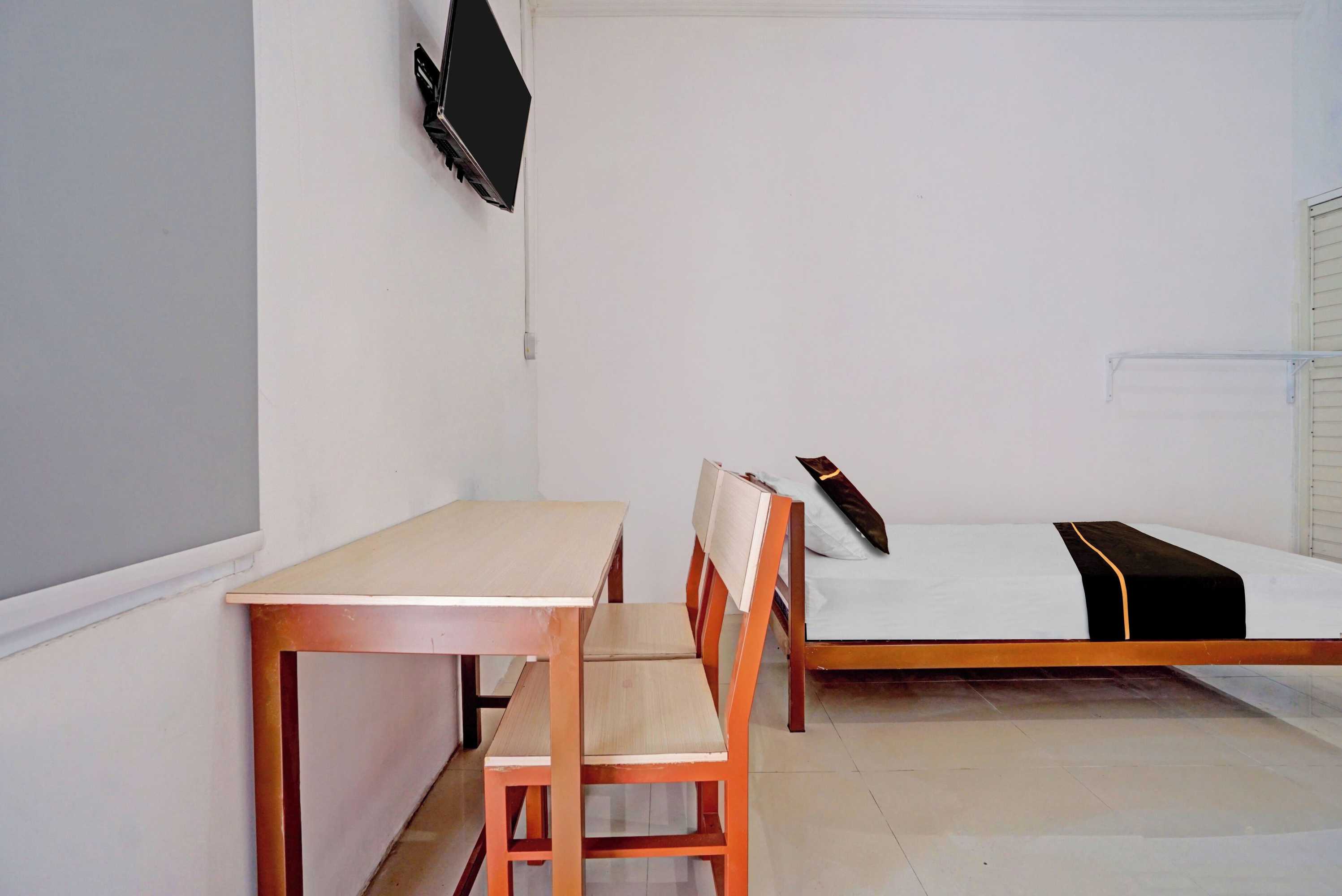 Gift card for Super Oyo 3702 Homestay Bougenville Syariah