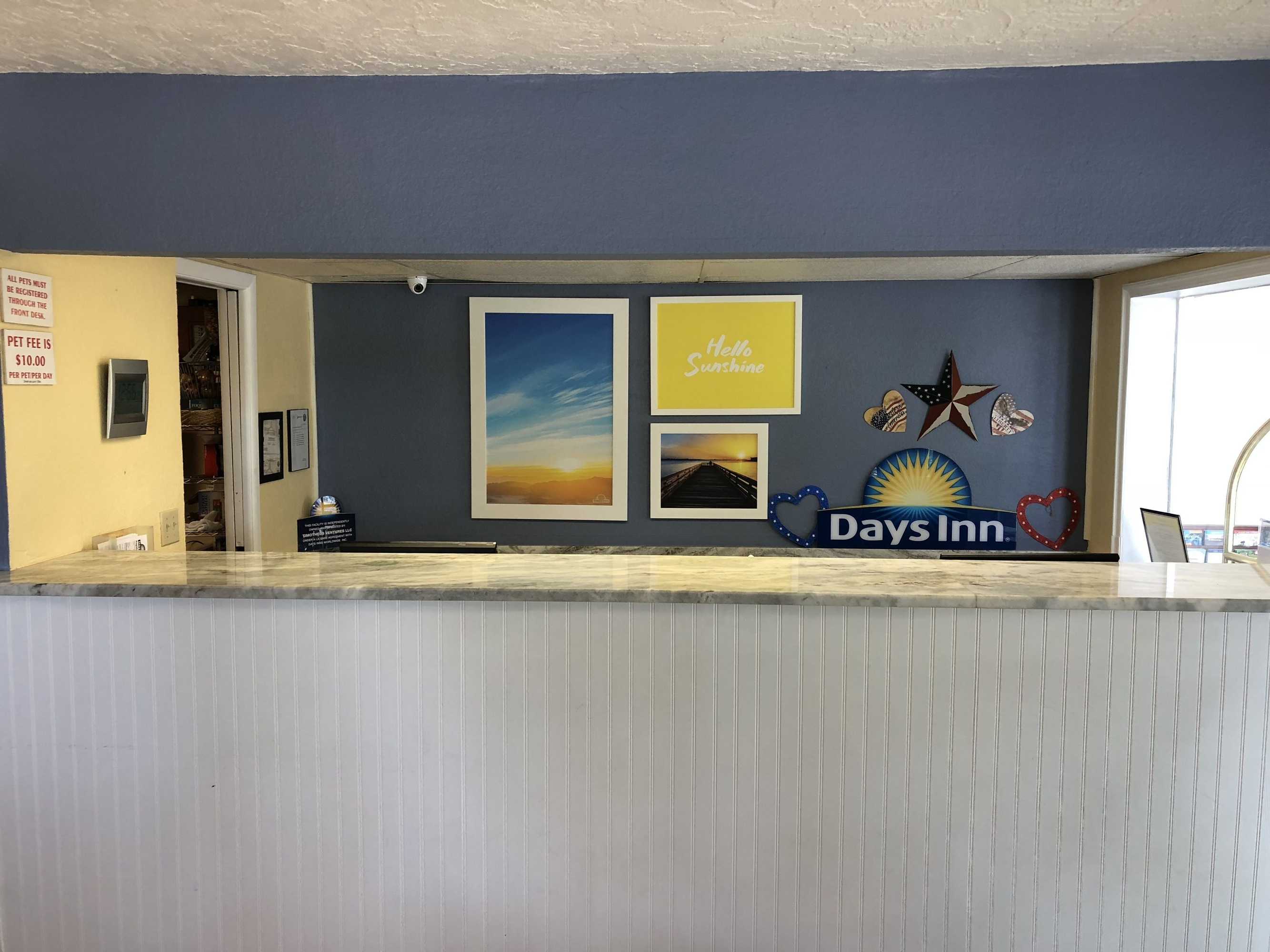 Gift card for Days Inn by Wyndham Bradenton I-75 Gift card for Days Inn by Wyndham Bradenton I-75