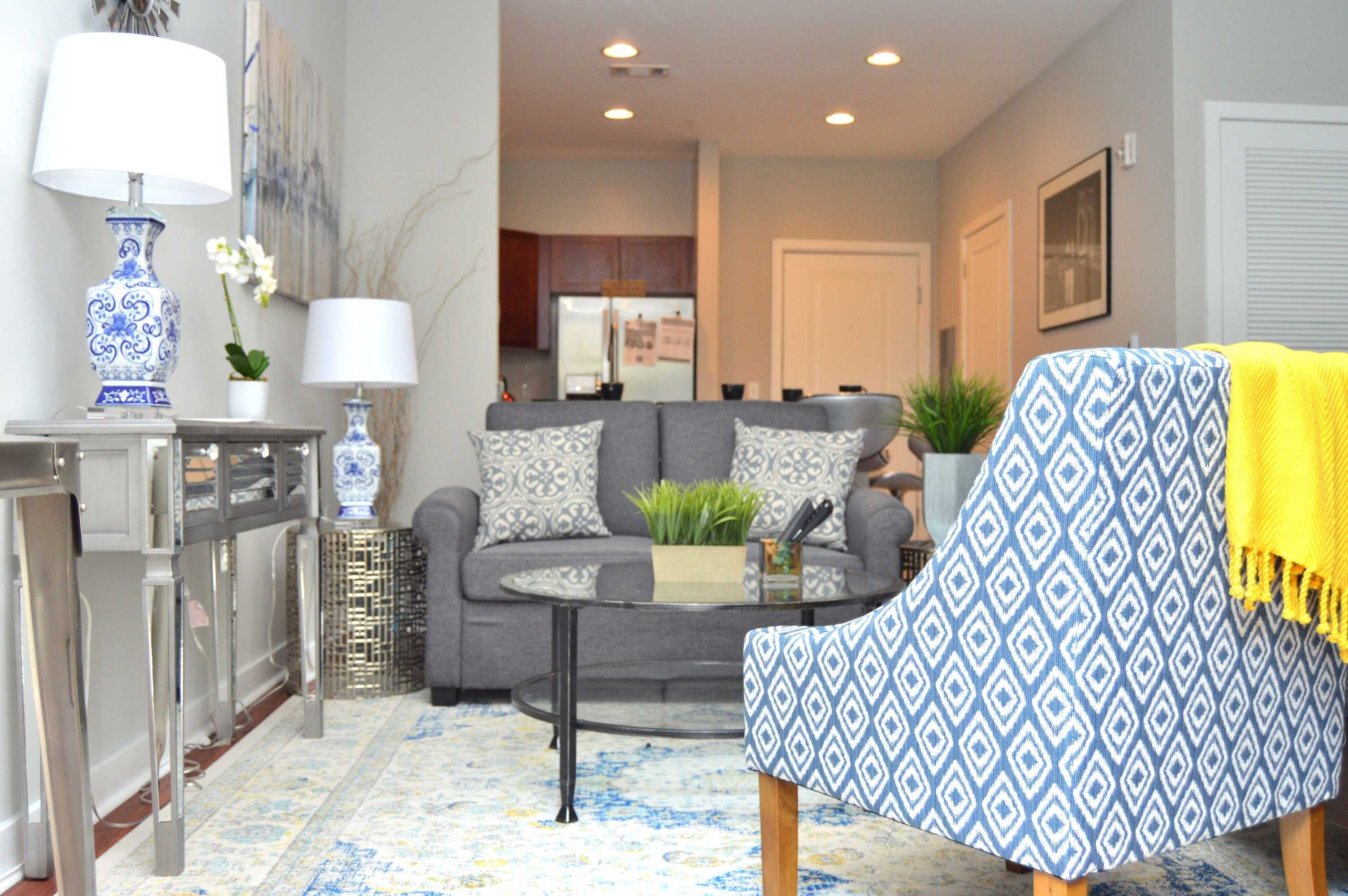 Gift card for Alister Montclair