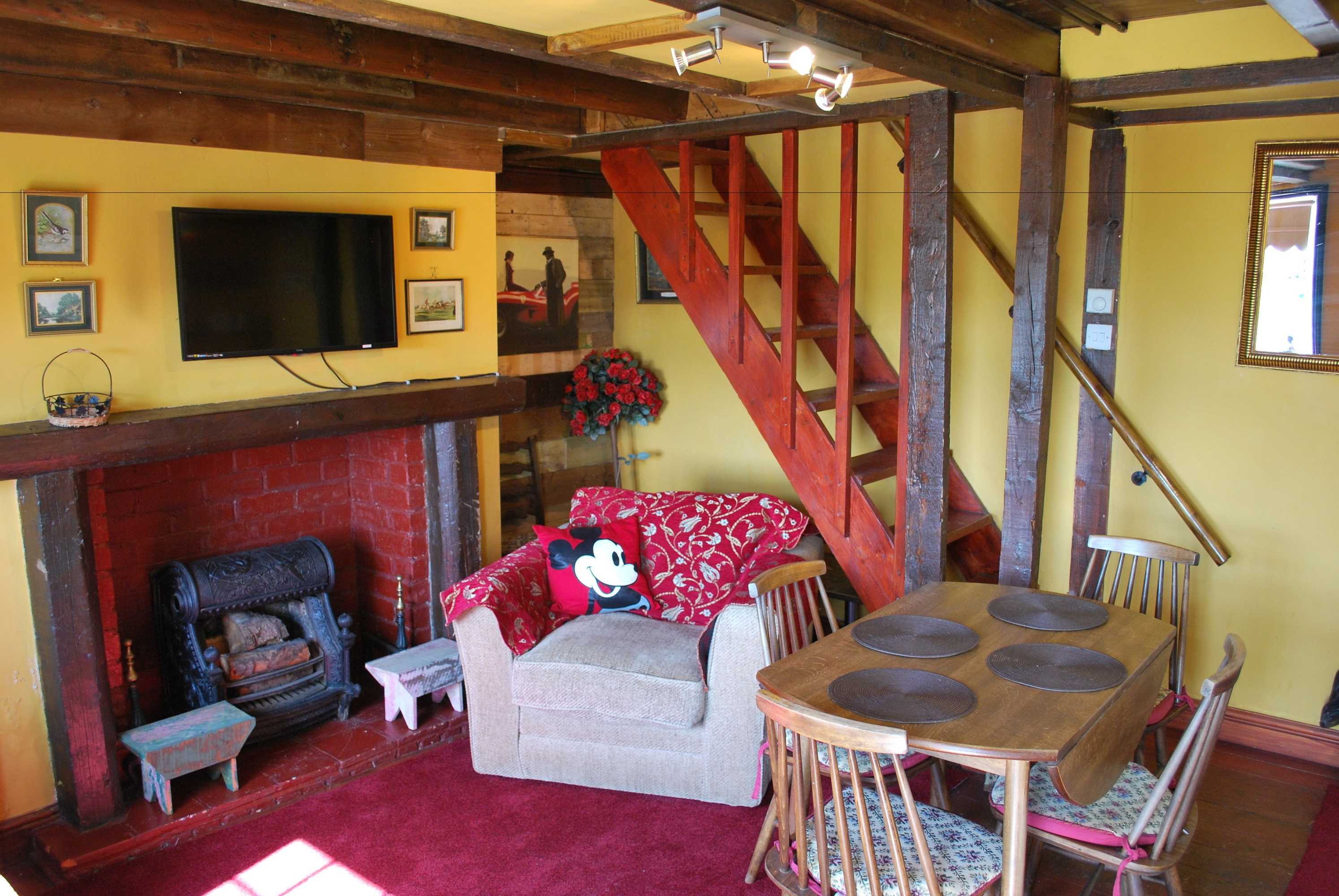 Gift card for Oyo Yarm Cottages Gift card for Oyo Yarm Cottages