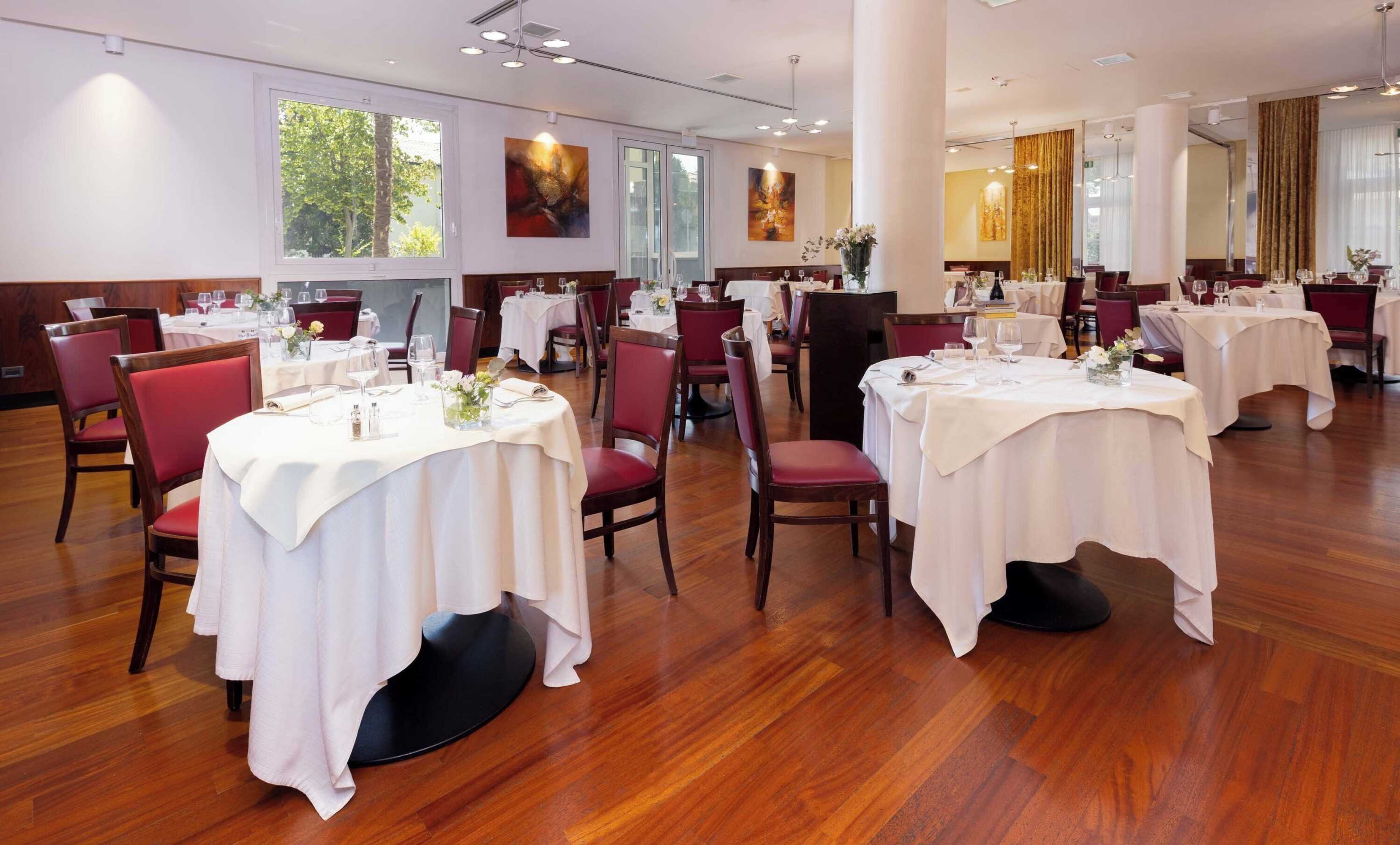 Gift card for Crowne Plaza Venice East by Ihg Gift card for Crowne Plaza Venice East by Ihg