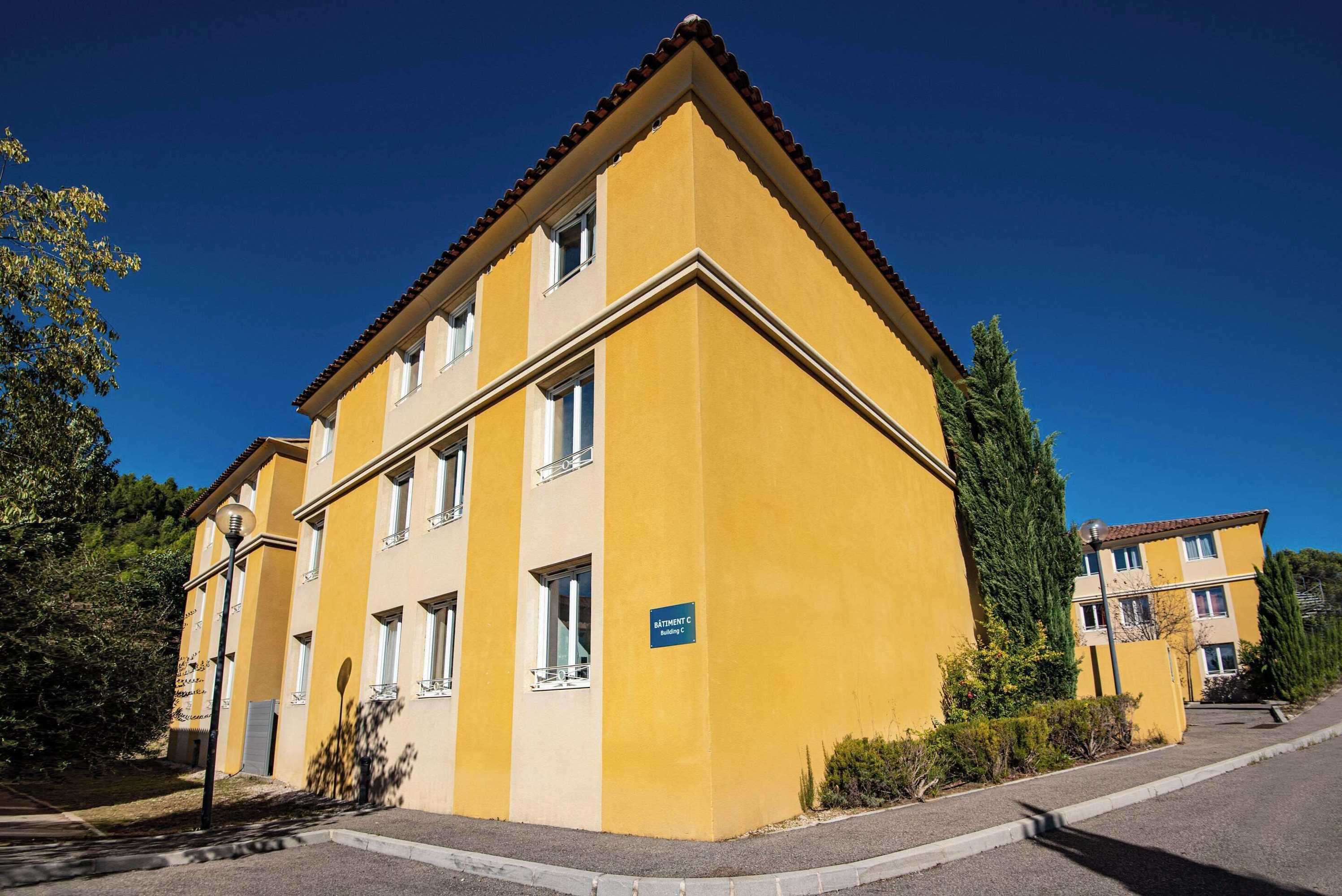 Gift card for Comfort Aparthotel Aix Le Tholonet Gift card for Comfort Aparthotel Aix Le Tholonet