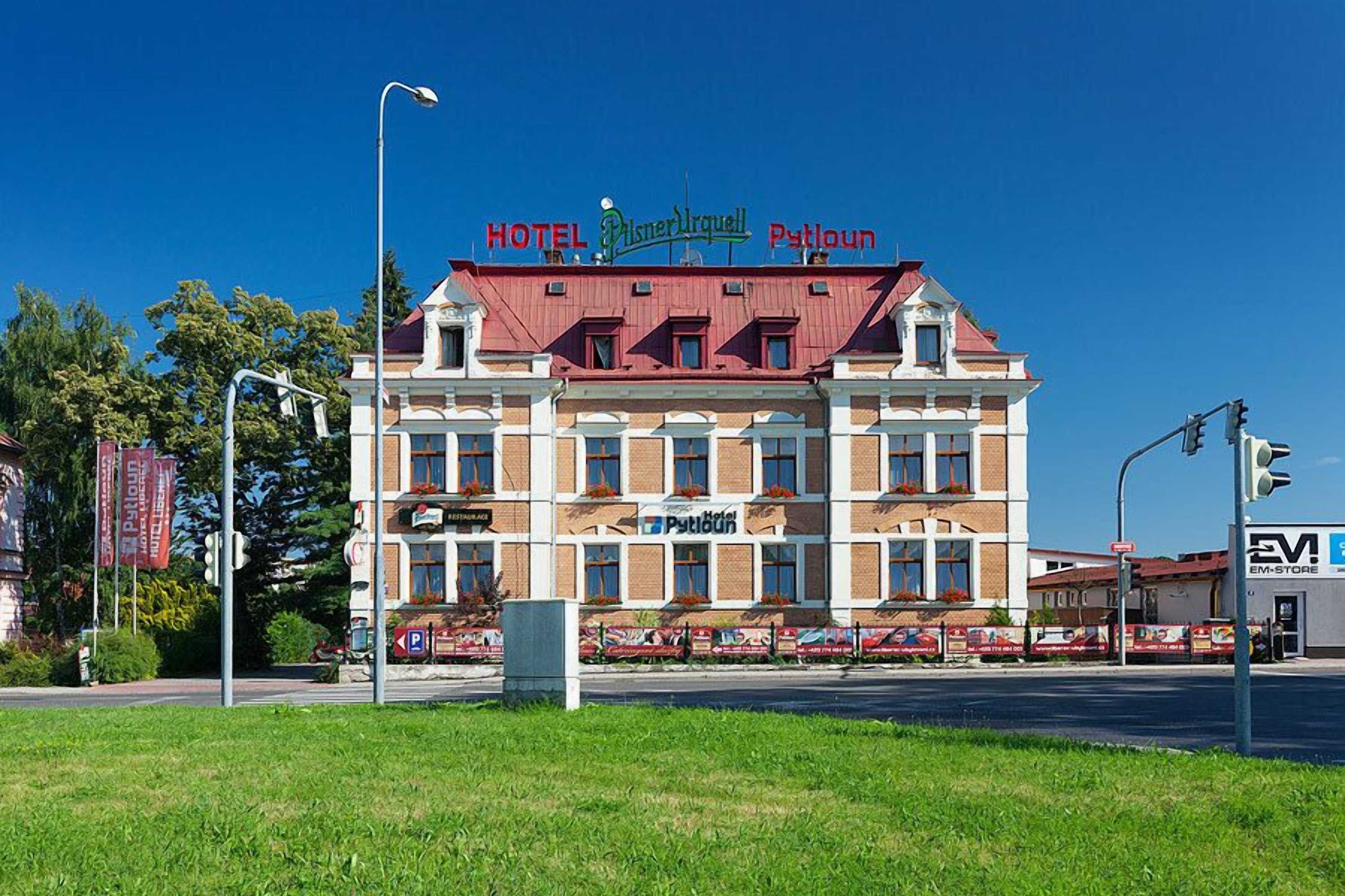 Gift card for Pytloun Self Check-In Hotel Liberec Gift card for Pytloun Self Check-In Hotel Liberec