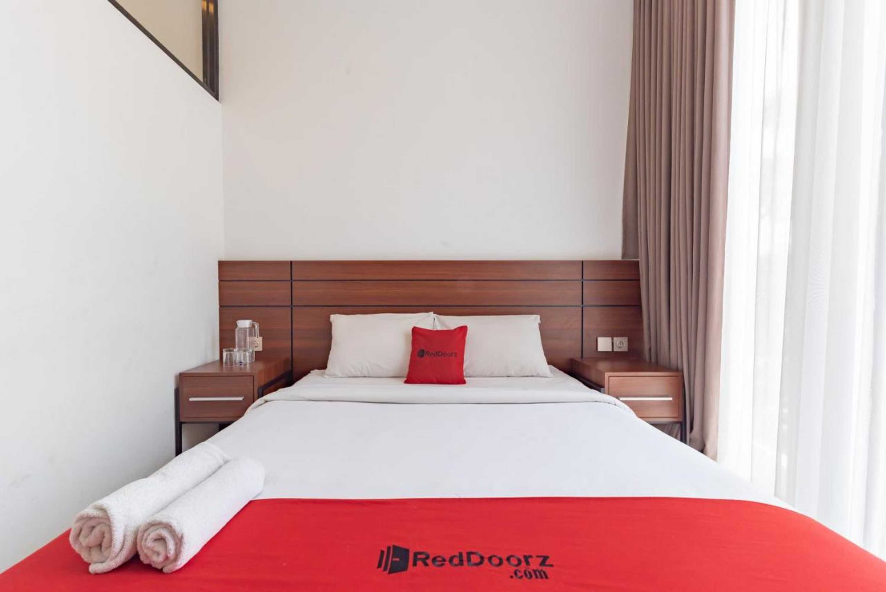 Gift card for Reddoorz at Jalan Siliwangi Semarang Gift card for Reddoorz at Jalan Siliwangi Semarang