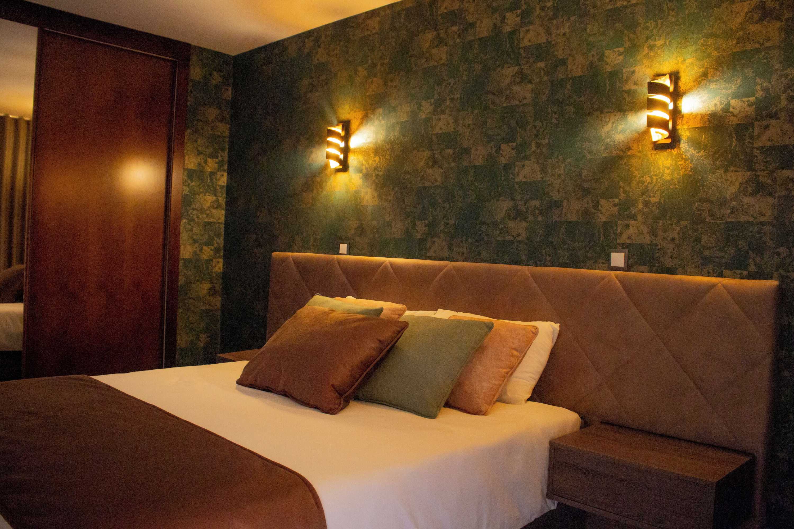 Gift card for Golden Mirror Gift card for Golden Mirror