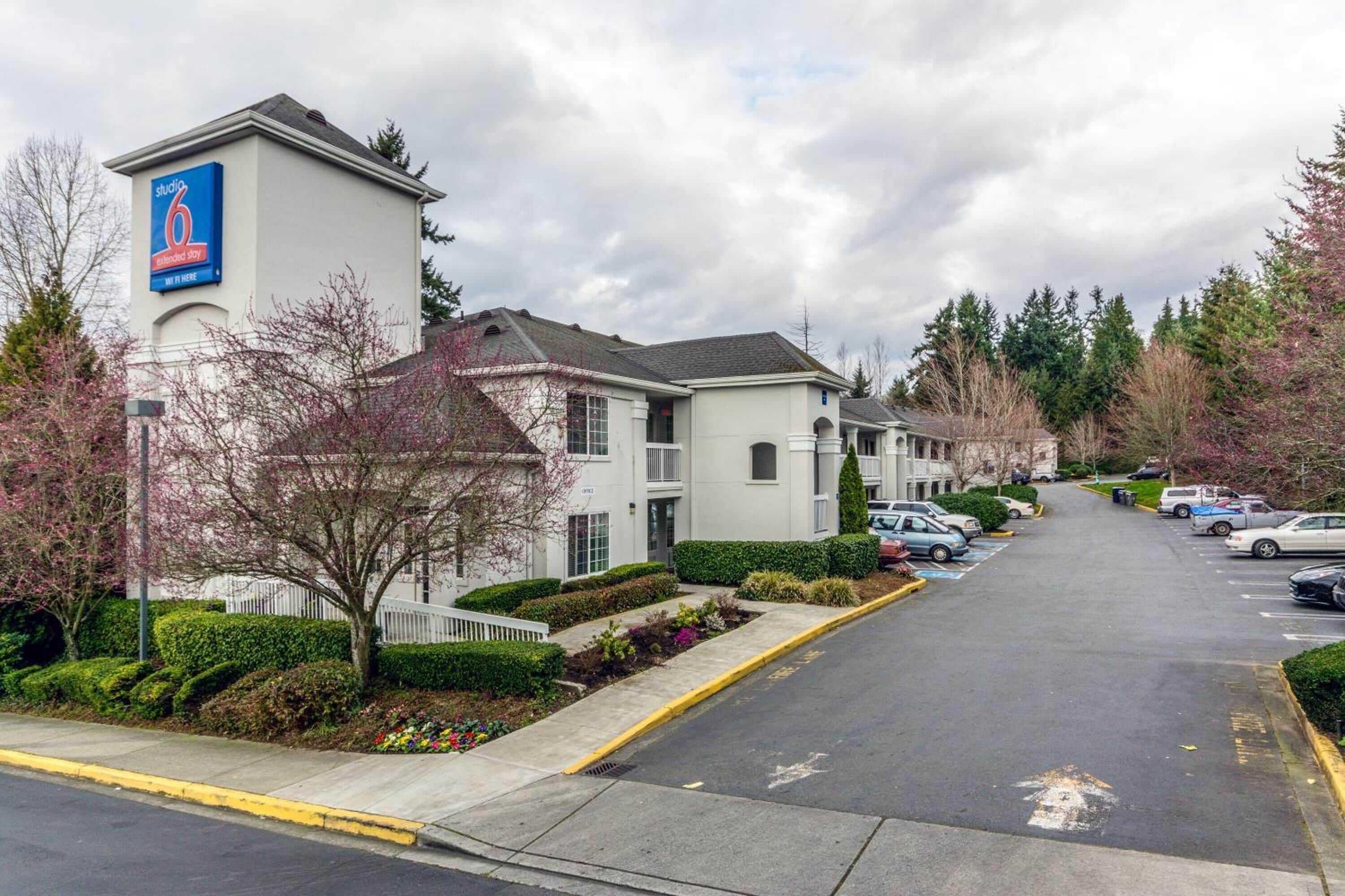 Gift card for Studio 6 Mountlake Terrace, WA - Seattle Gift card for Studio 6 Mountlake Terrace, WA - Seattle