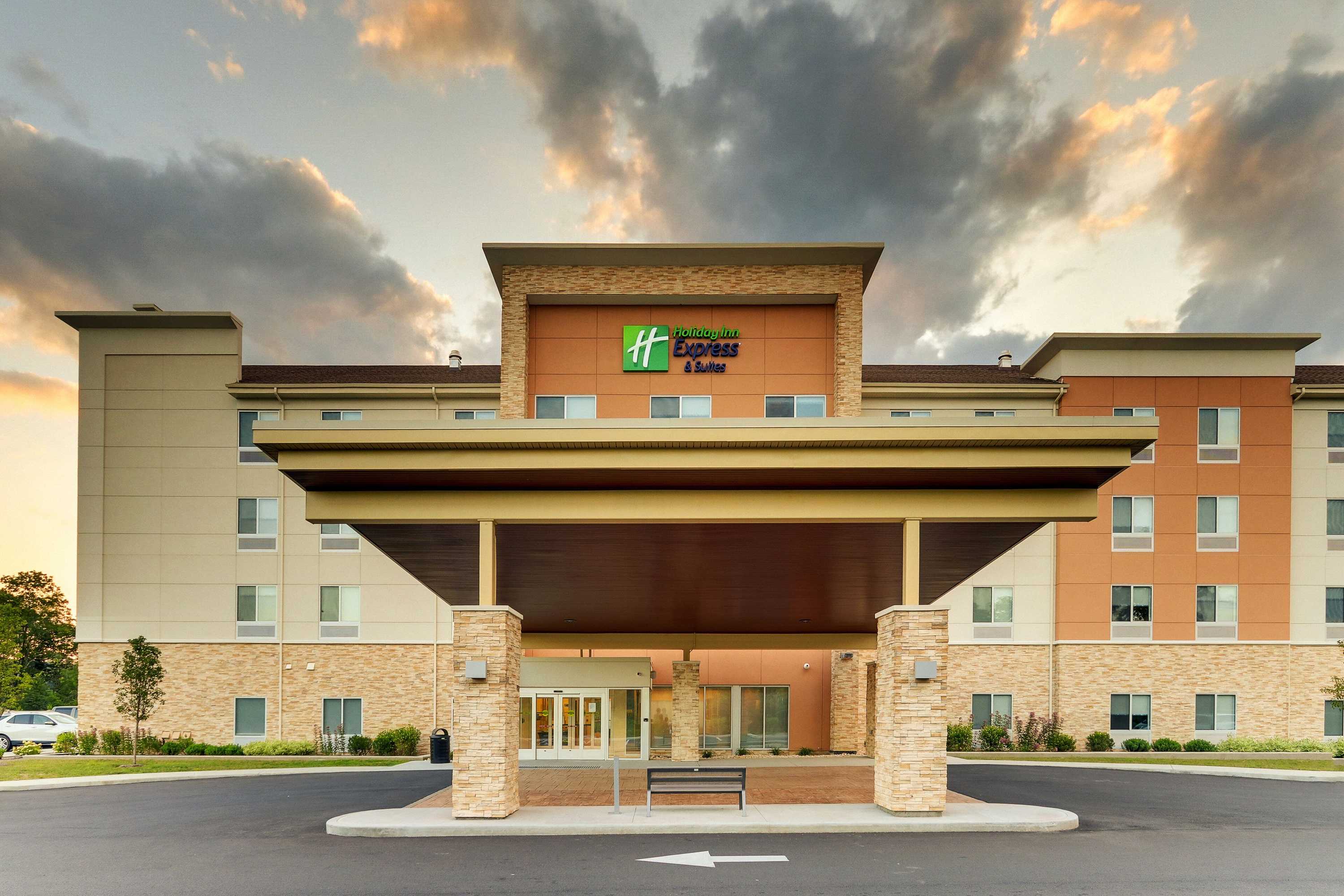 Gift card for Holiday Inn Express & Suites Saugerties - Hudson Valley by Ihg Gift card for Holiday Inn Express & Suites Saugerties - Hudson Valley by Ihg
