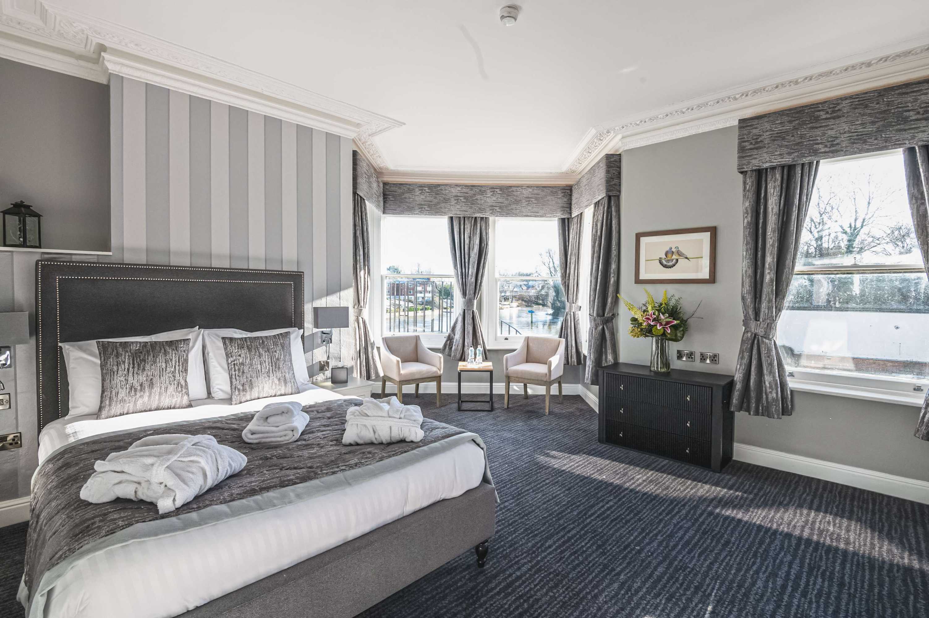 Gift card for Thames Riviera Hotel, Sure Hotel Collection by Best Western Gift card for Thames Riviera Hotel, Sure Hotel Collection by Best Western