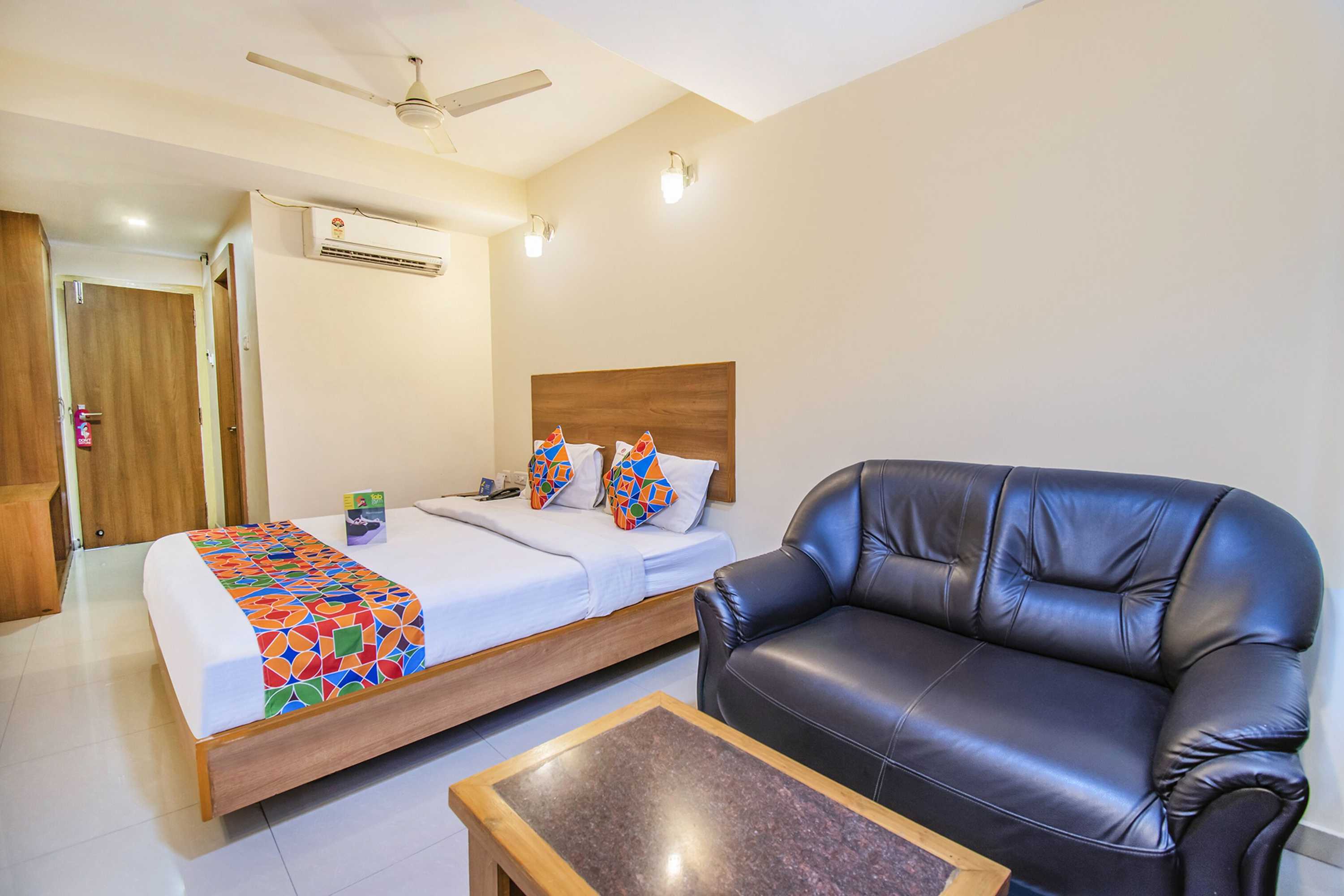 Gift card for Fabhotel Jansi Deluxe - Nr Gandhipuram Bus Stand Gift card for Fabhotel Jansi Deluxe - Nr Gandhipuram Bus Stand