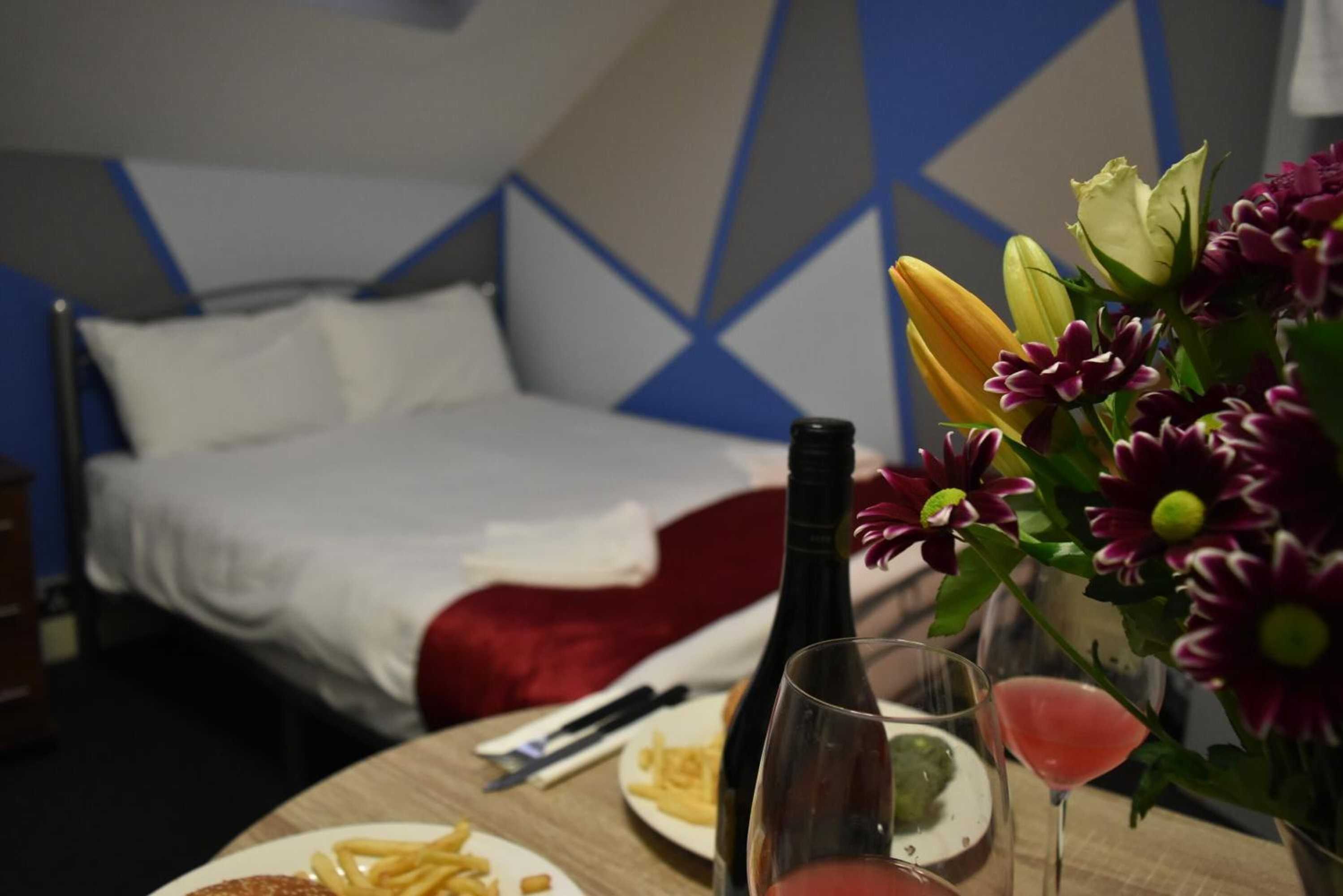 Gift card for London Olympus Hotel Nirvana Gift card for London Olympus Hotel Nirvana